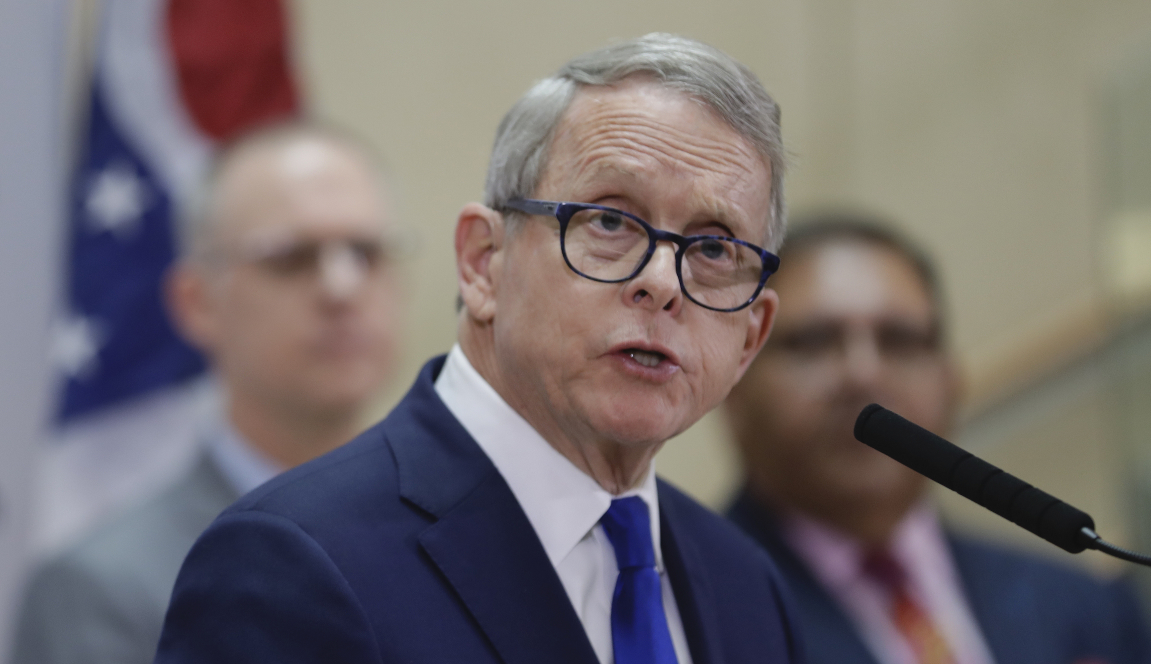 Groups urge adoption of universal occupational licensing recognition in Ohio