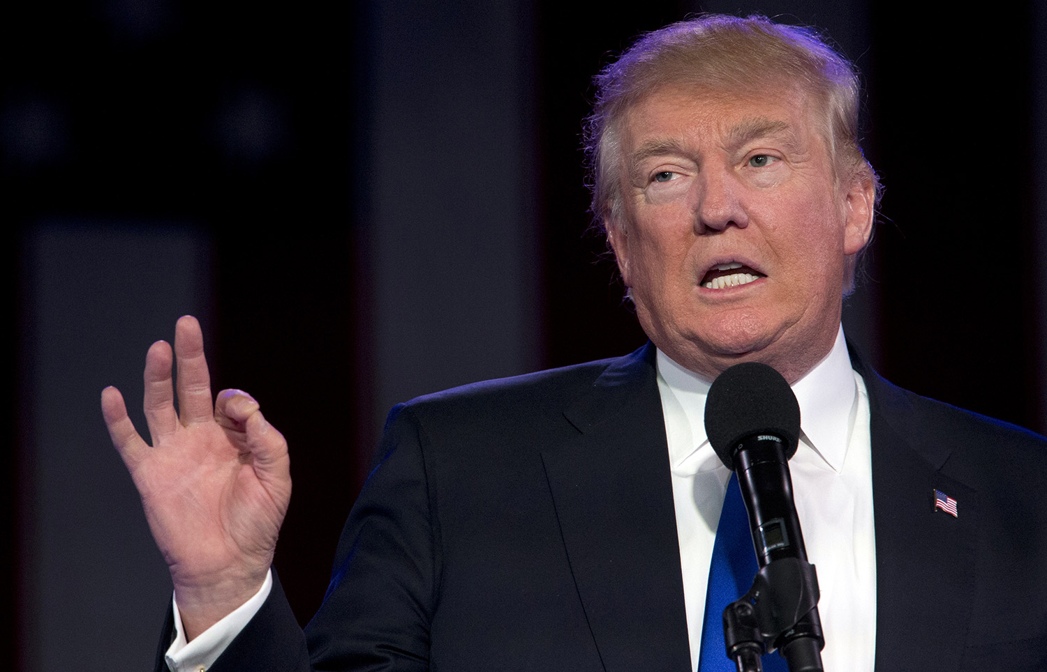 ‘EASY D:’ Trump urges court to restore travel ban