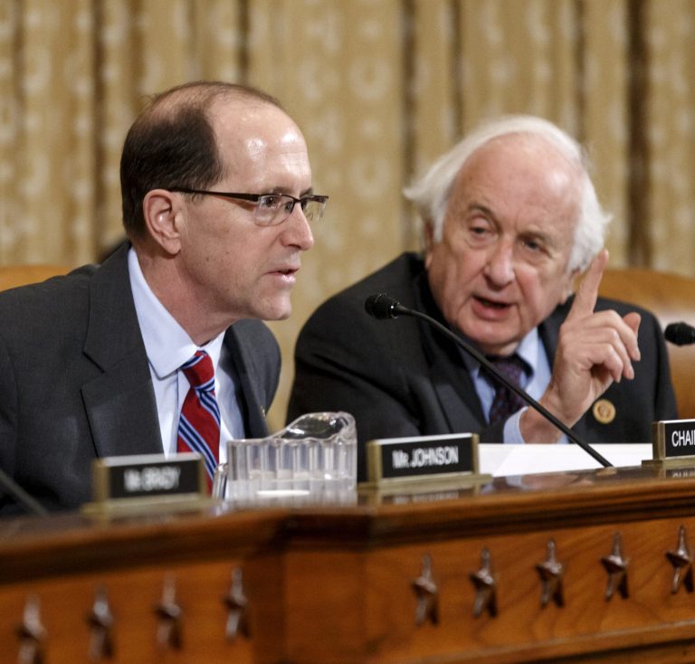 House panel refers ex-IRS official to Justice Dept