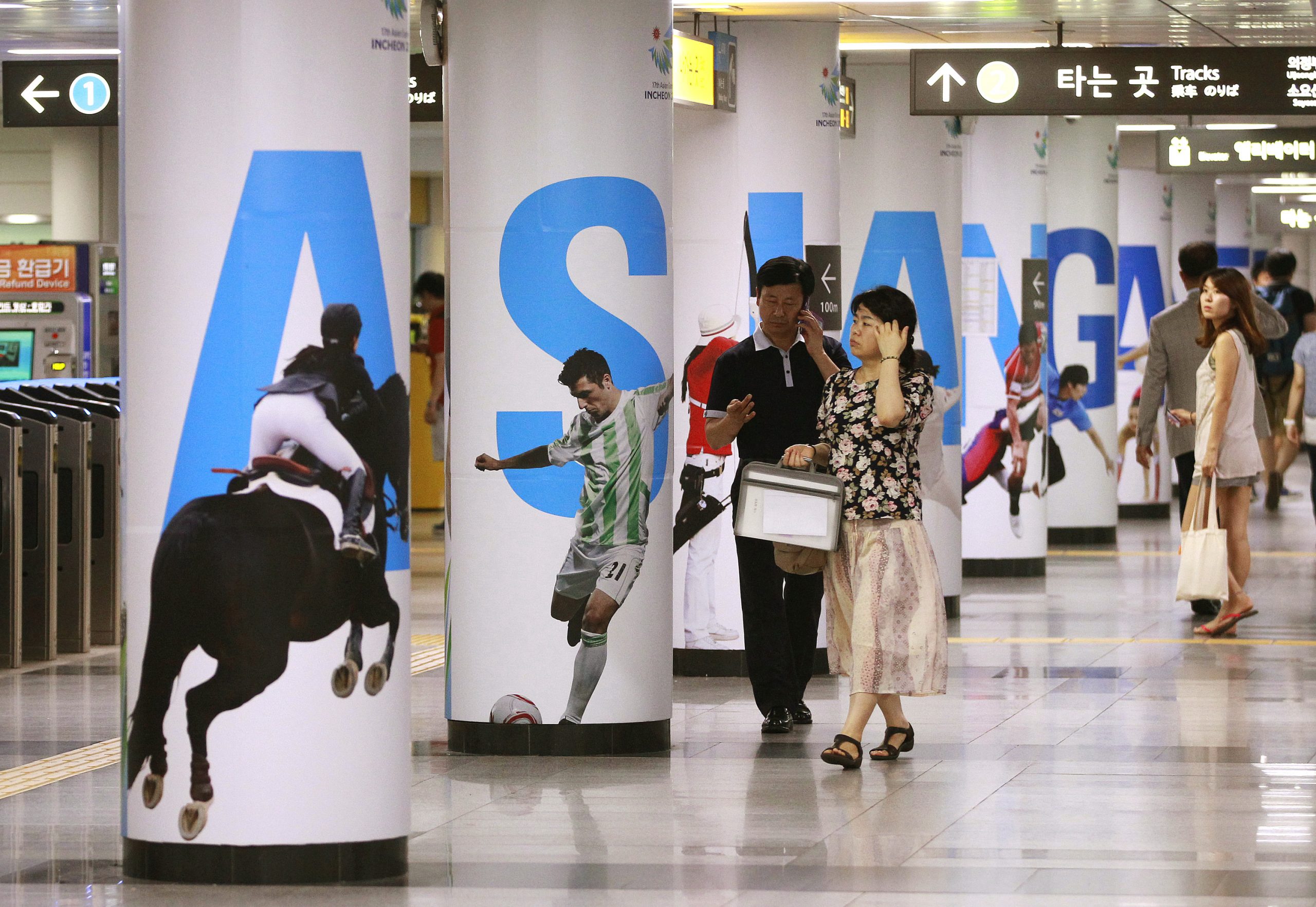 South Korea cuts growth outlook on ferry disaster