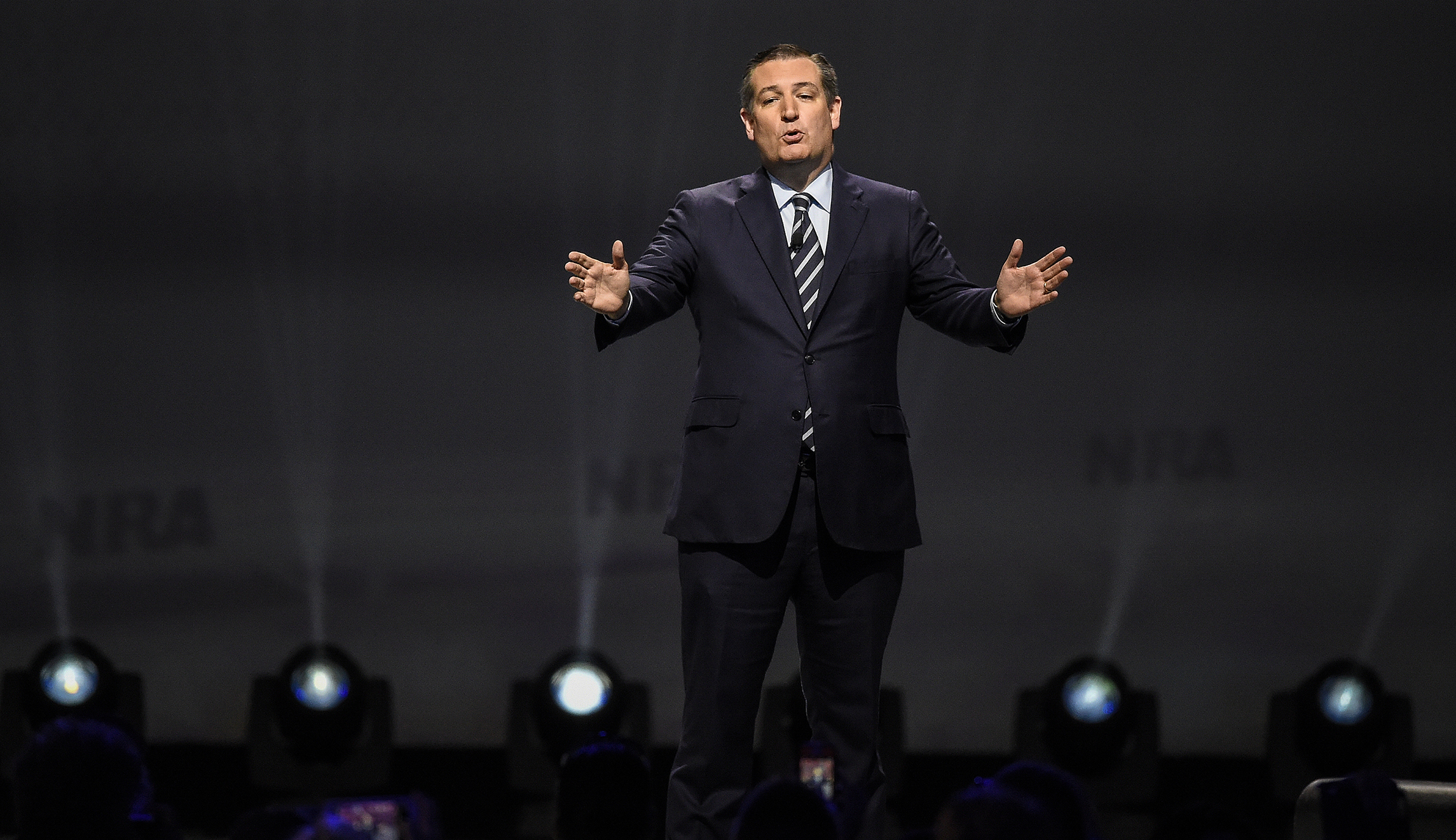 Ted Cruz’s mic gets cut during speech at conservative conference