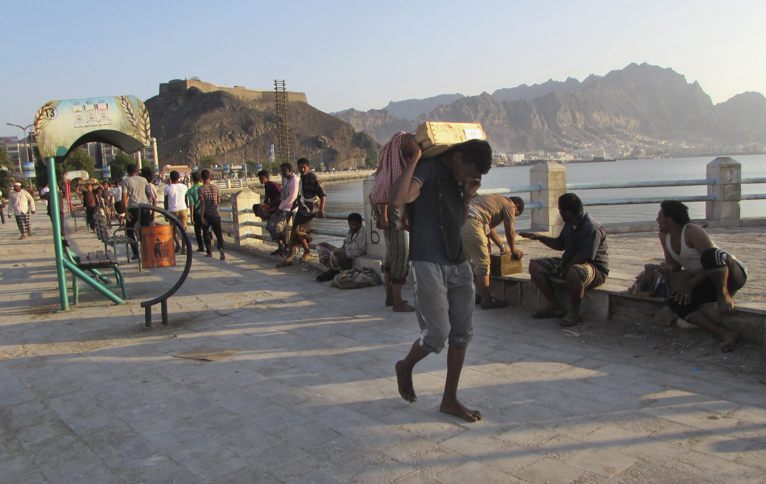 UN calls for negotiations as Yemen crisis worsens