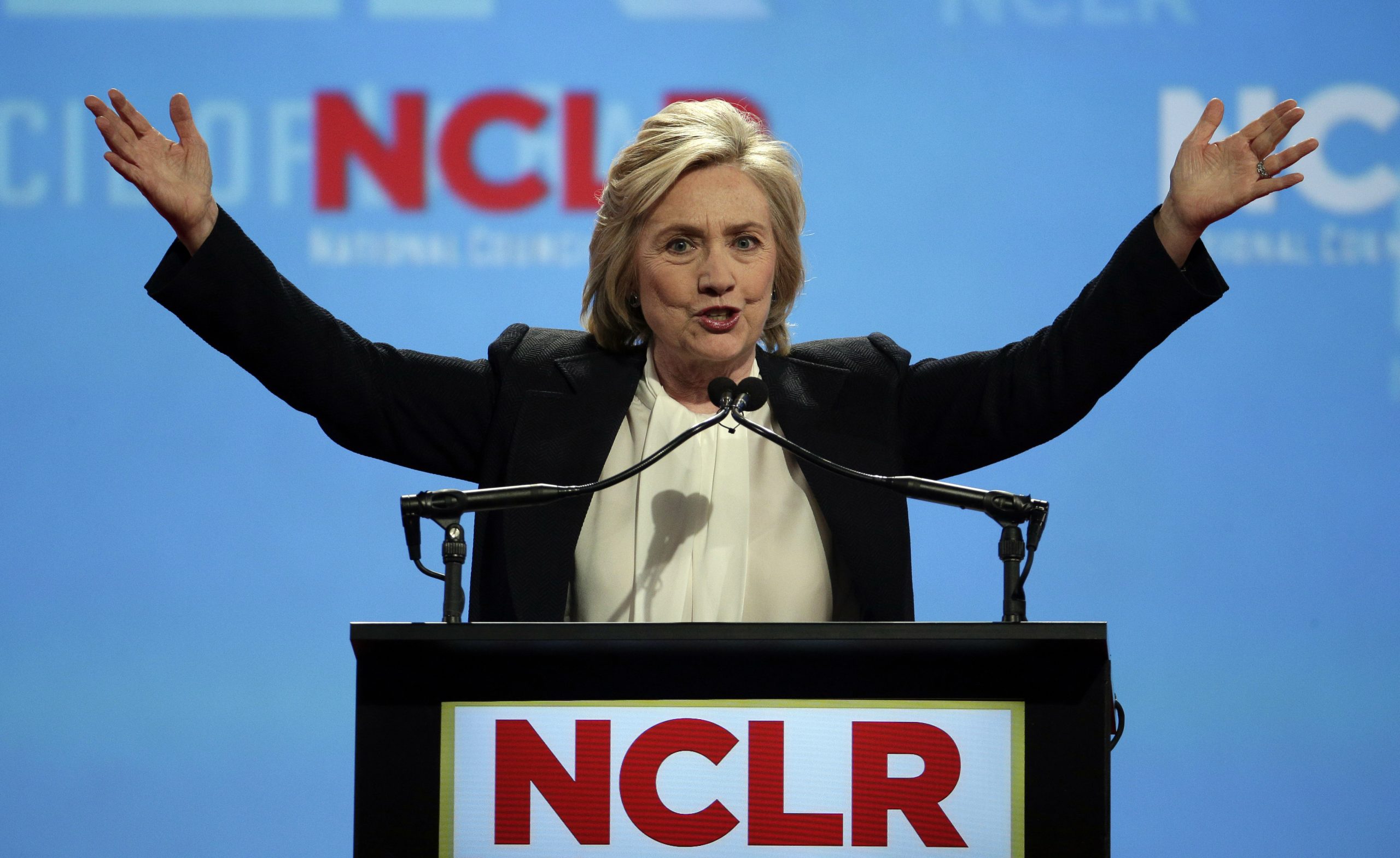 Clinton adviser can’t describe Clinton’s economic agenda