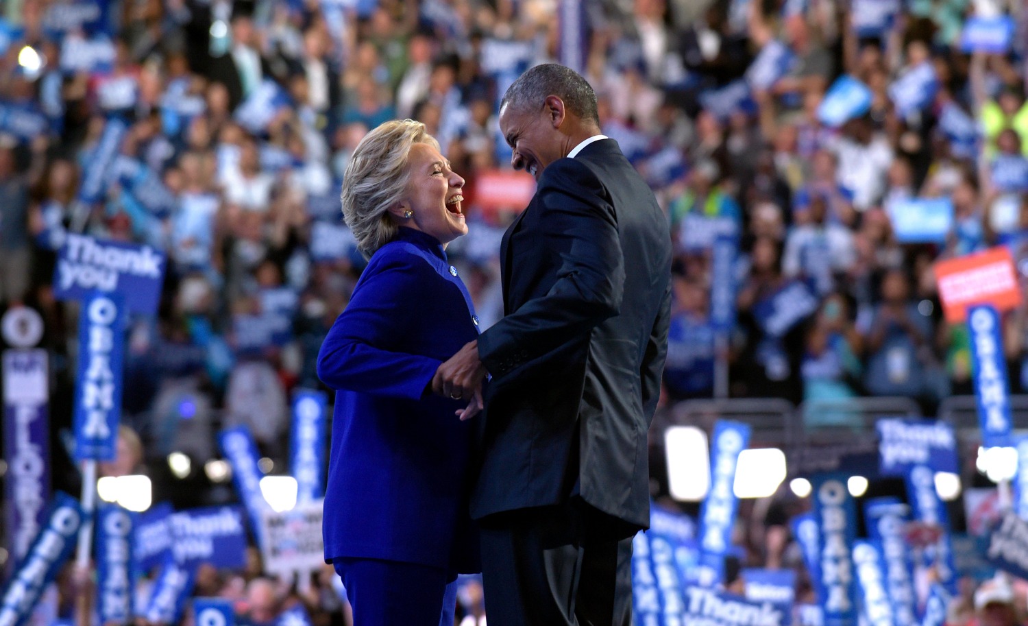 Obama’s strategy on Clinton scandal: Play dumb