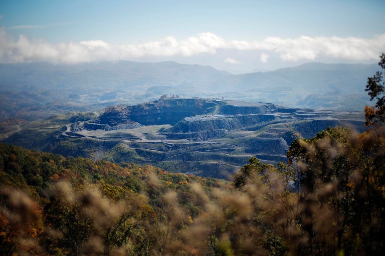 Administration tells states to hold coal companies accountable for the cost of cleaning up coal mines. (AP Photo/David Goldman)