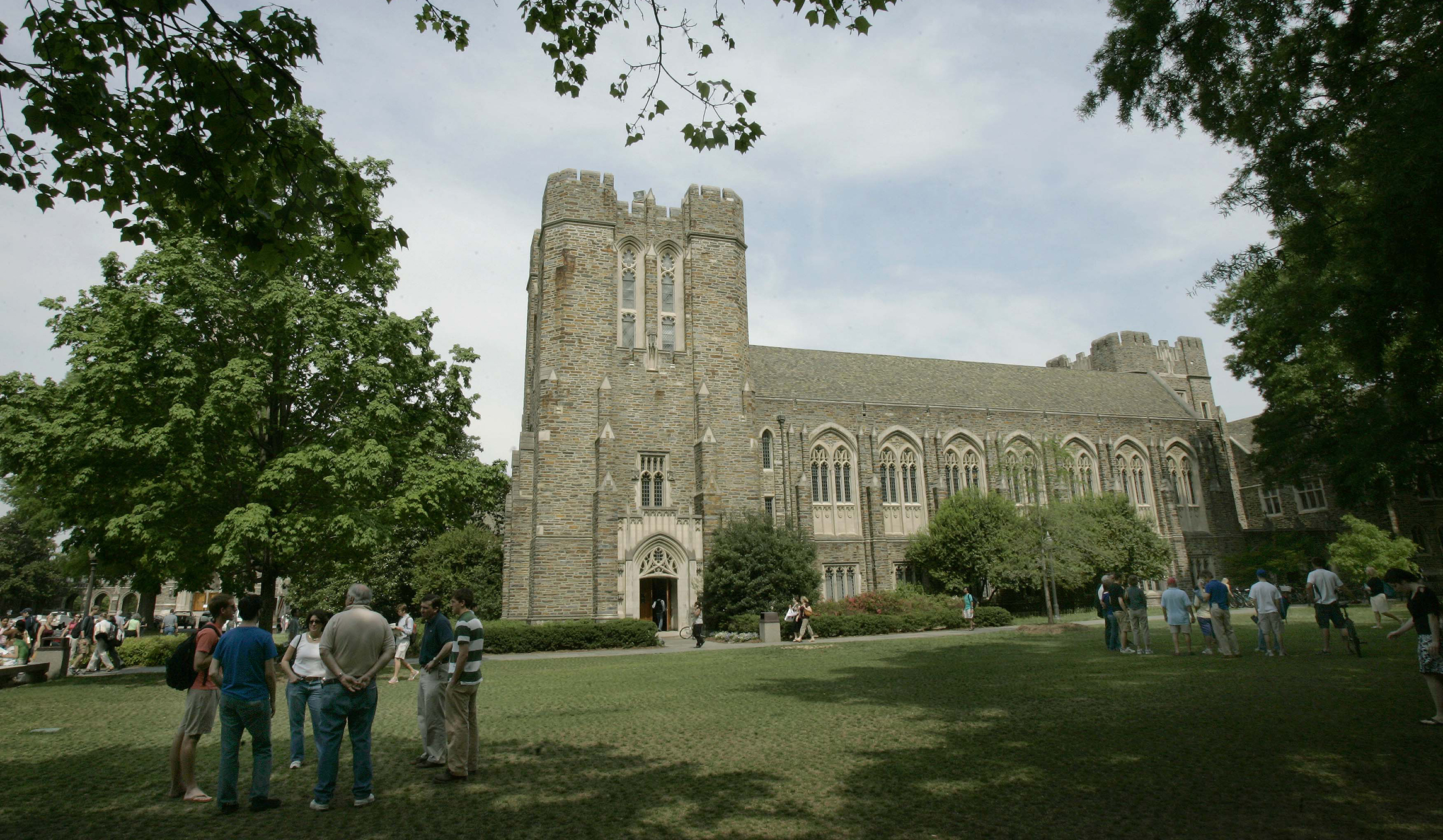 Duke University class syllabus bans student journalists from enrolling