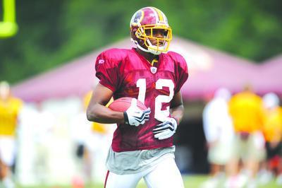 Redskins cut receiver Kelly