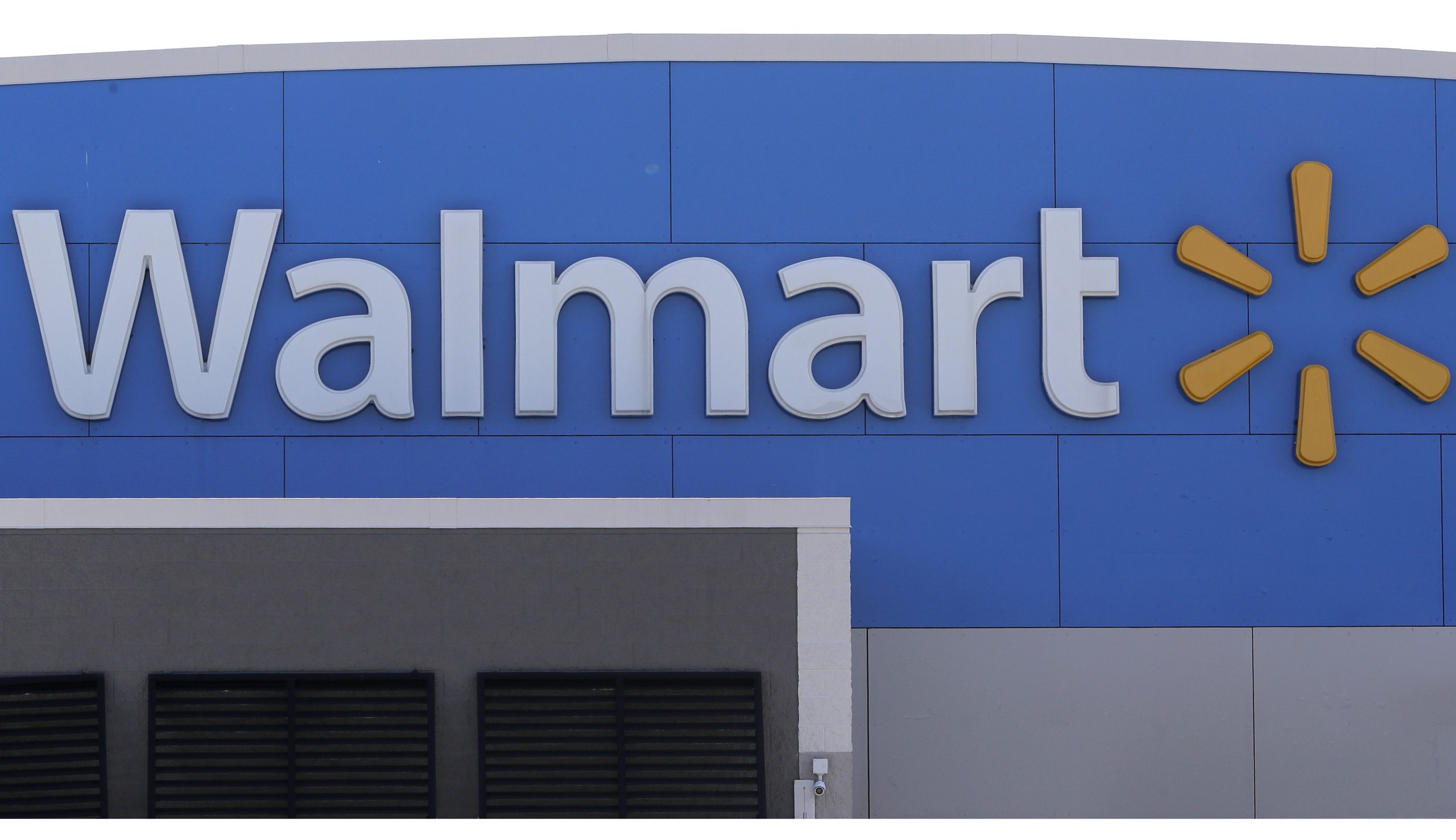 Walmart to pull cigarettes from some store shelves