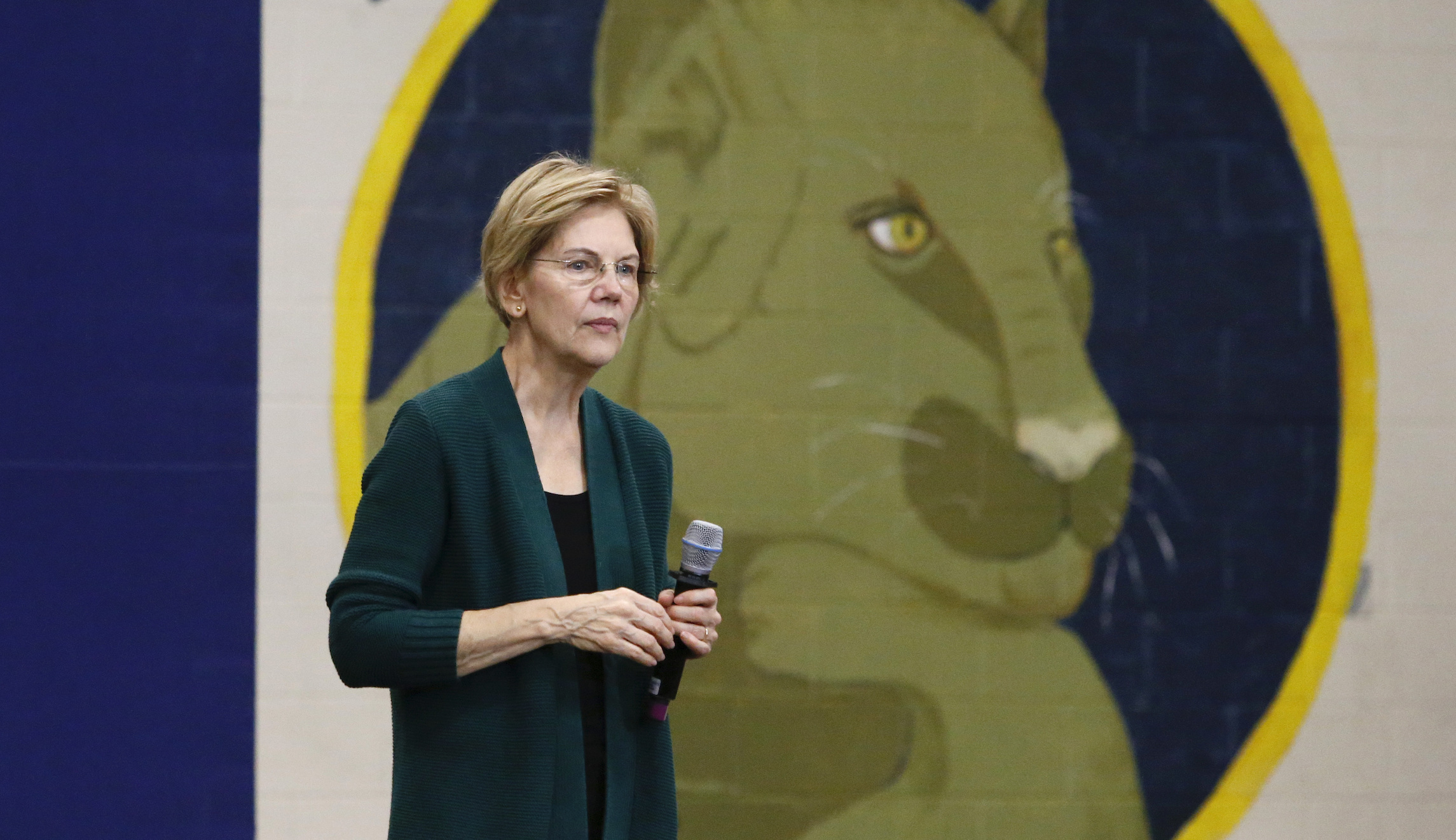 Elizabeth Warren private school blunder adds to questions about honesty