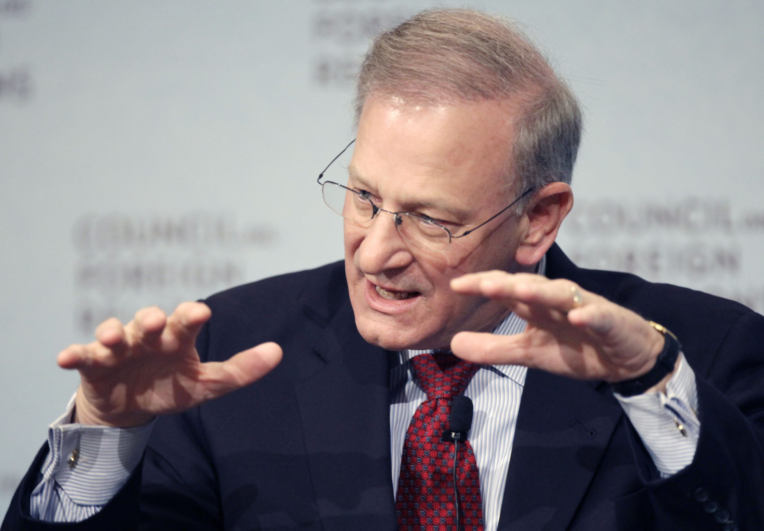 Top Wall Street critic: Define big banks by activity, not size