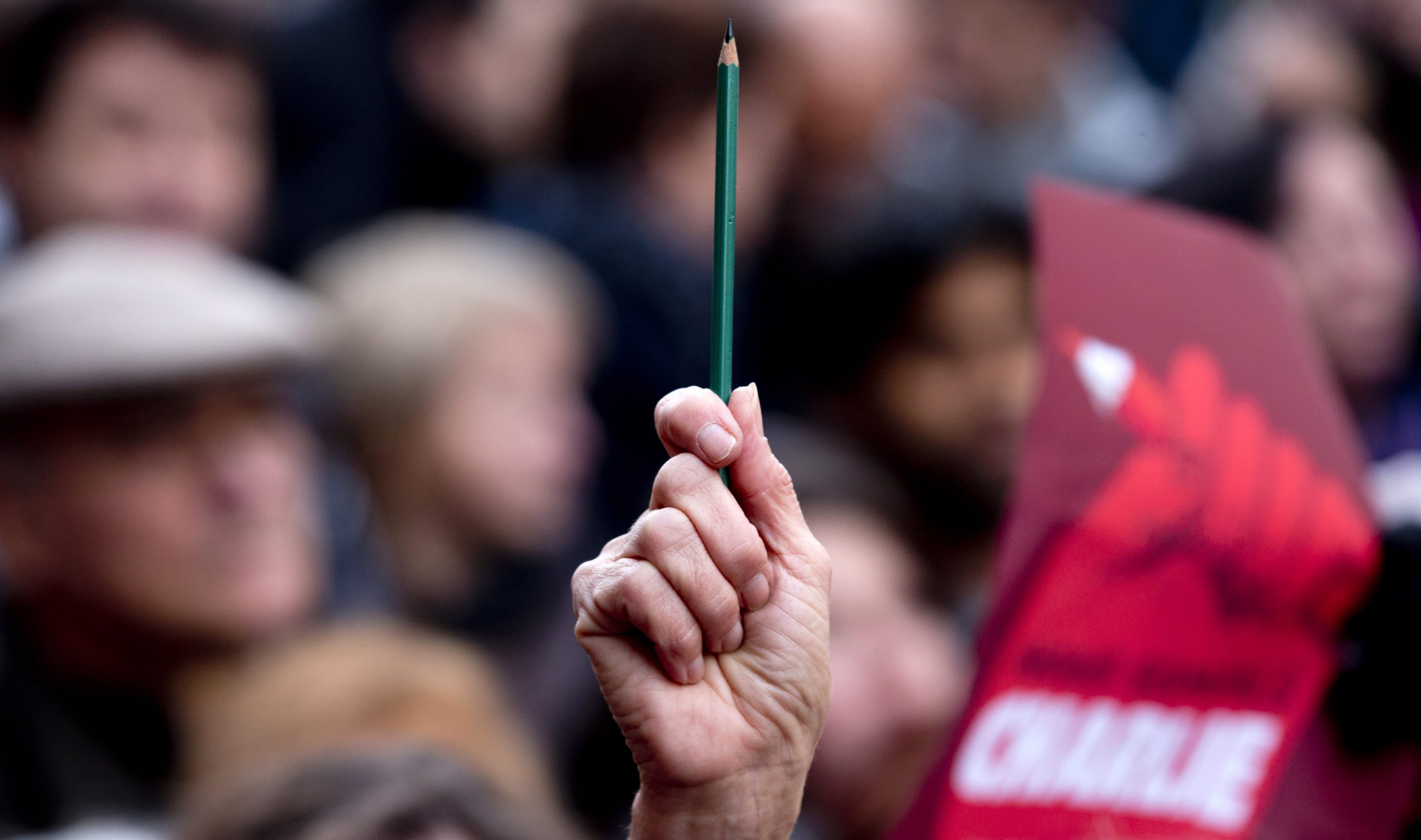 Democrats plan Charlie Hebdo pencil tribute during State of the Union