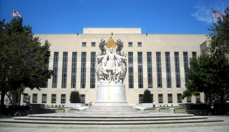 On Friday, the U.S. Court of Appeals for the District of Columbia Circuit said the FBI failed to demonstrate that it did a thorough search for the records requested by the two organizations. (AgnosticPreachersKid via Wikimedia Commons)