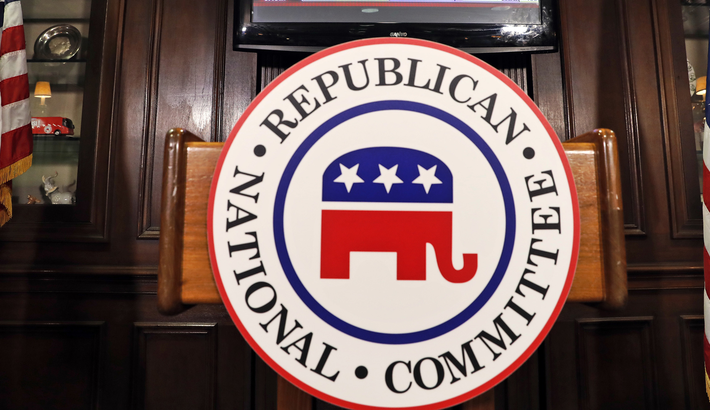Republican National Committee chief of staff Sara Armstrong resigns for US Chamber of Commerce