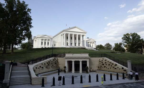 Virginia delegate dies after battling cancer