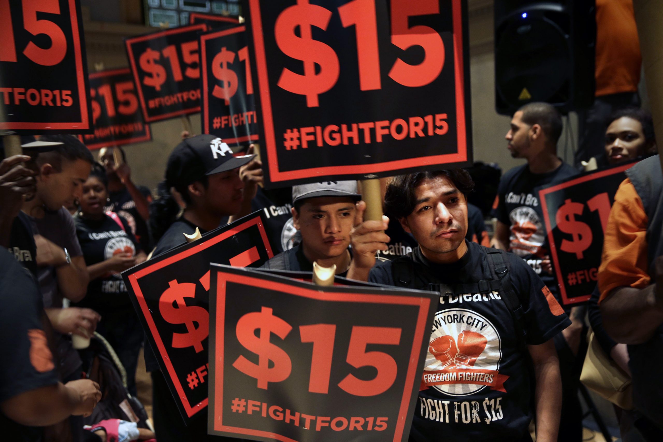 Floridians approve raising minimum wage to $15