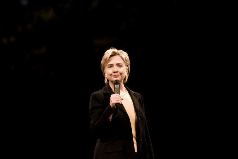Clinton Pledges to Find Cure for Alzheimer’s