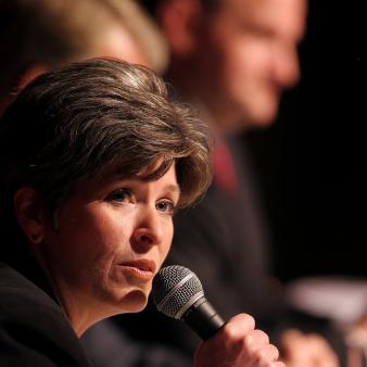 IA Poll: Ernst 47, Braley 43