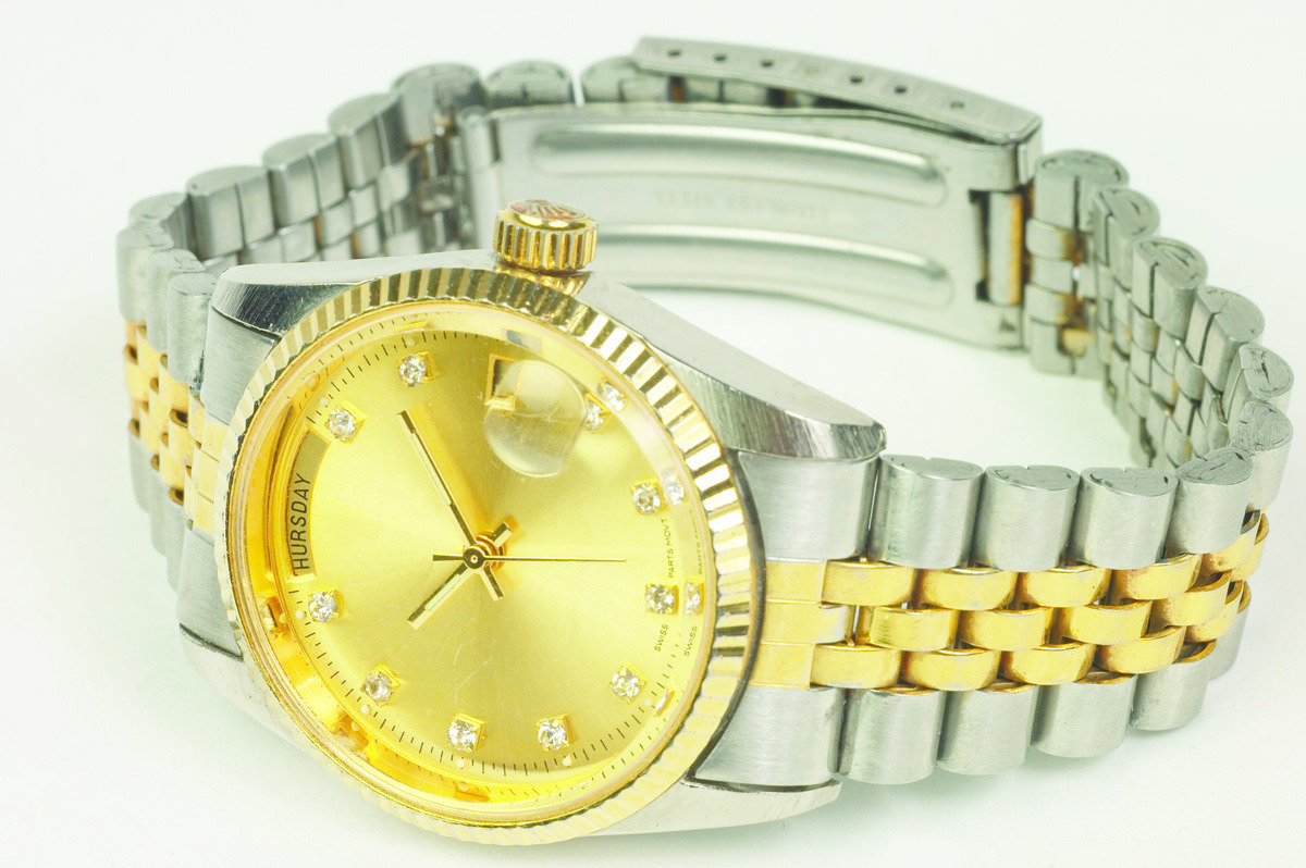 Audit: Prince George’s County schools used stimulus funds for principals’ watches, microwave ovens