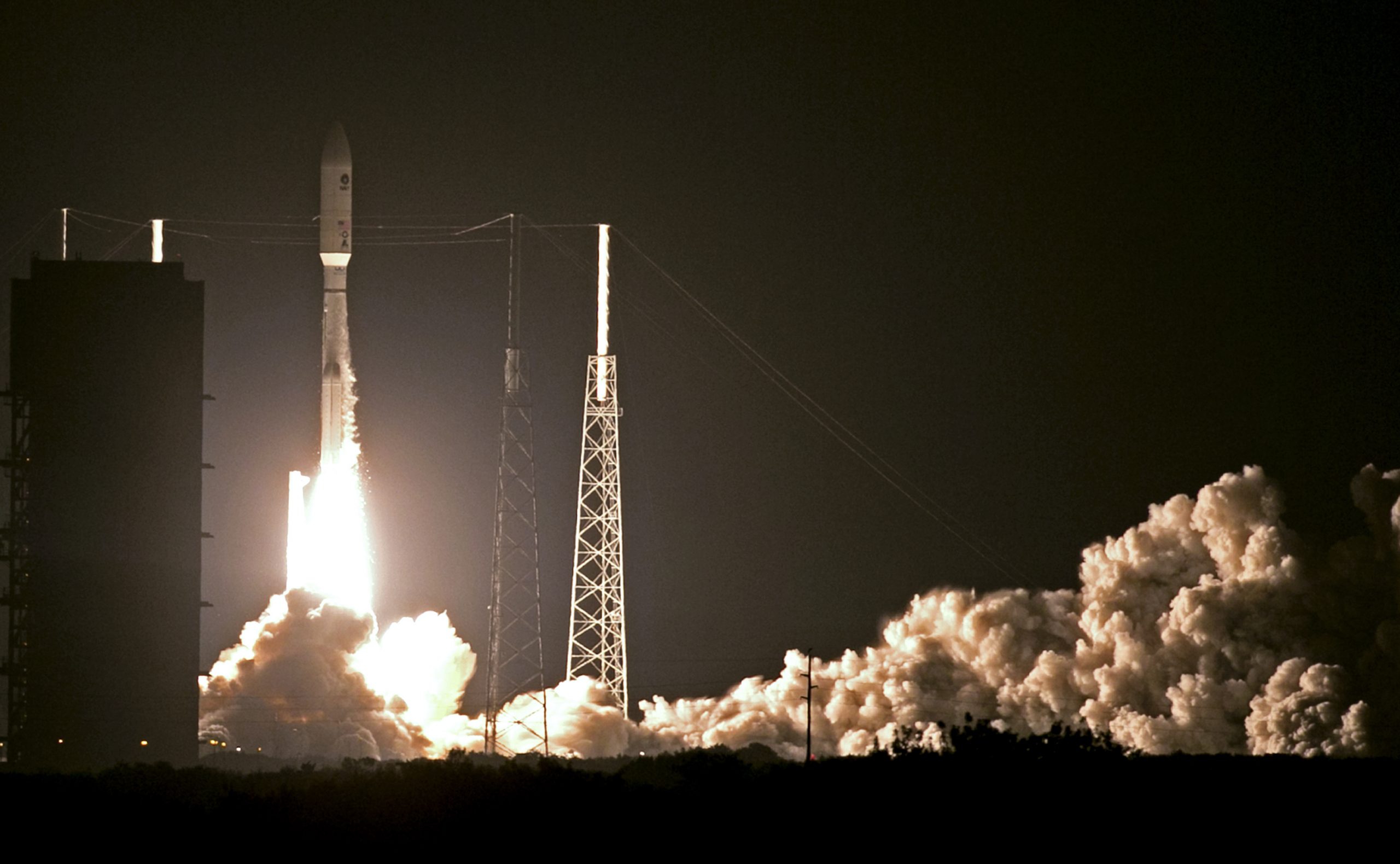 Omnibus lifts ban on using Russian rocket engines