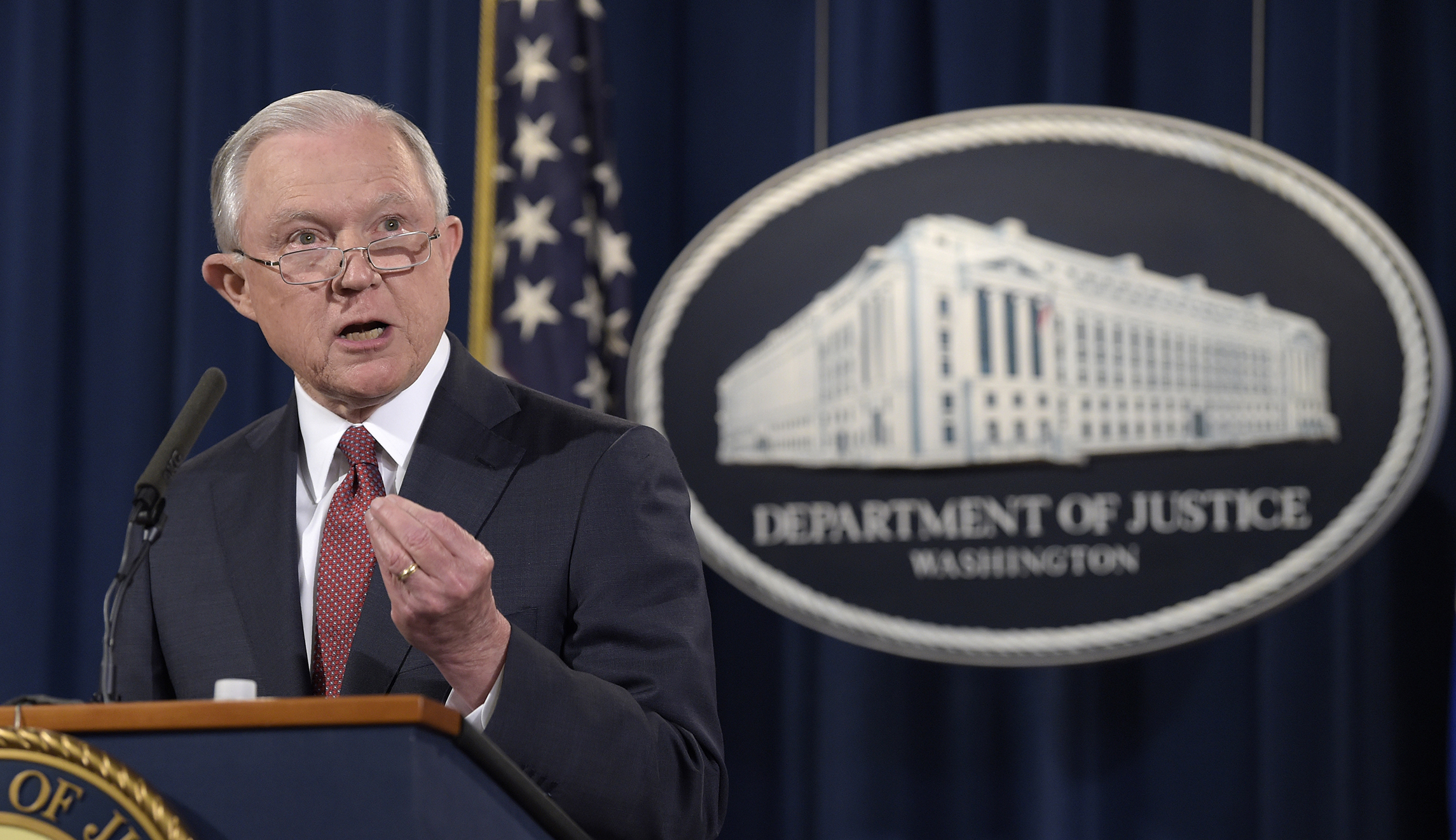 Jeff Sessions: Sanctuary policies ‘a trafficker, smuggler, or gang member’s best friend’