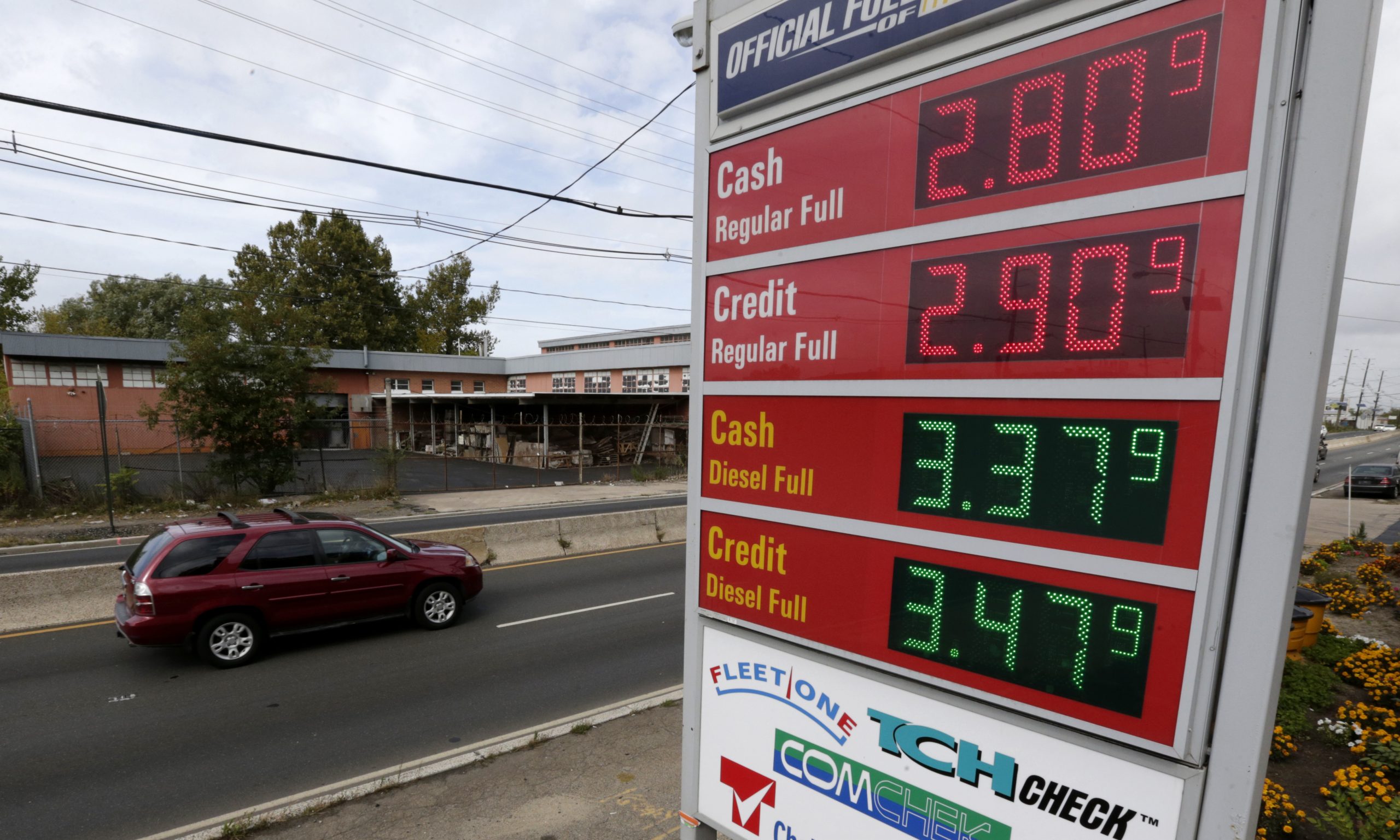 Lower oil prices are unambiguously good