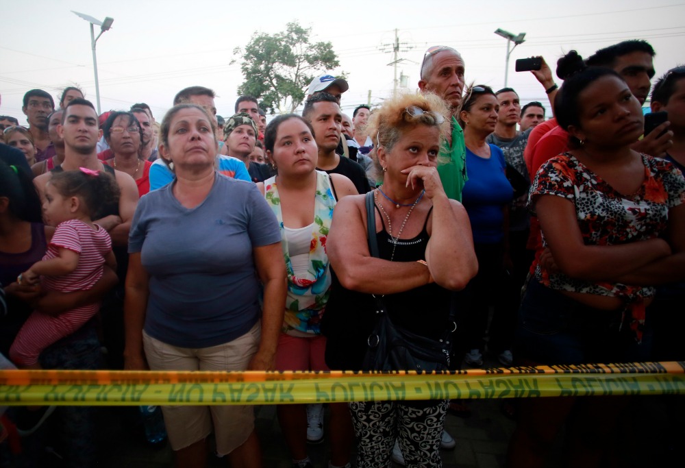 8,000 Cubans headed to U.S.