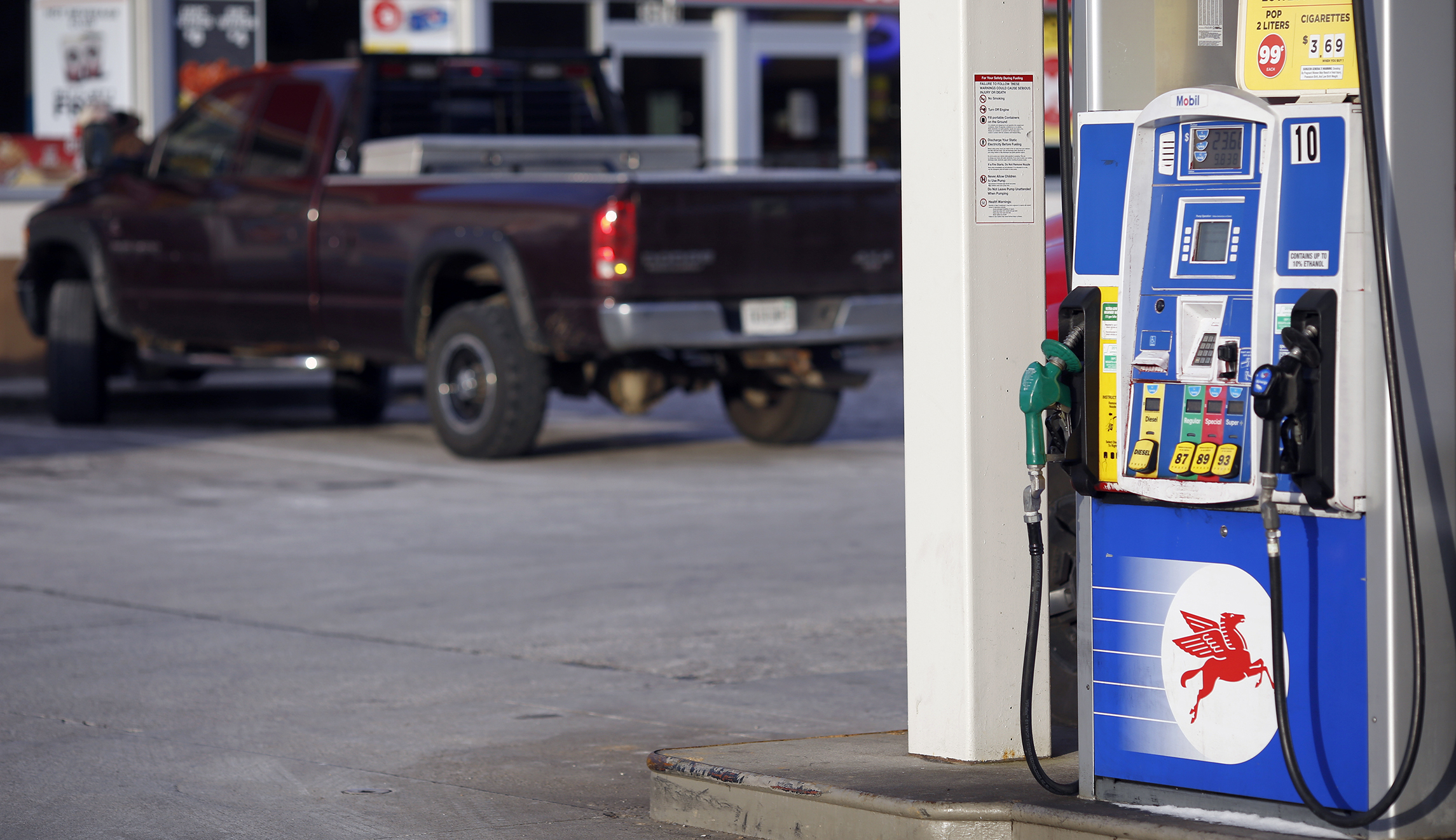 ‘Out of gas’: Gas station owner halts fuel sales in protest of rising prices
