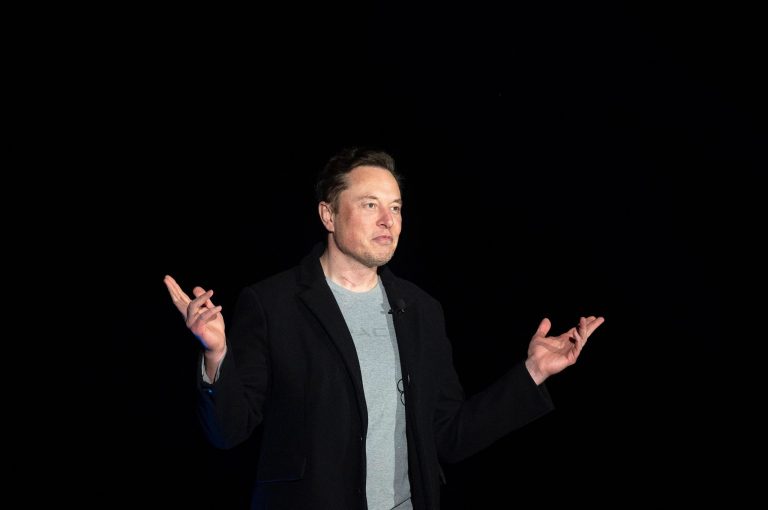Kremlin has not ruled out proposal from Elon Musk for Clubhouse conversation with Putin