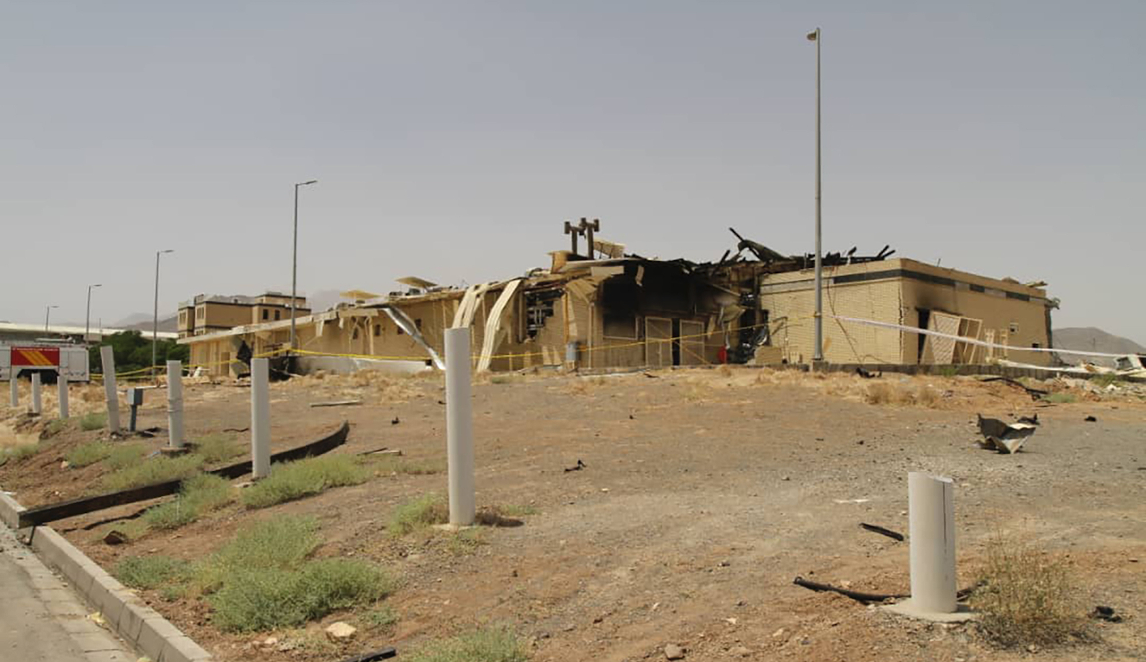 Explosion reported in sky near Iranian nuclear facility