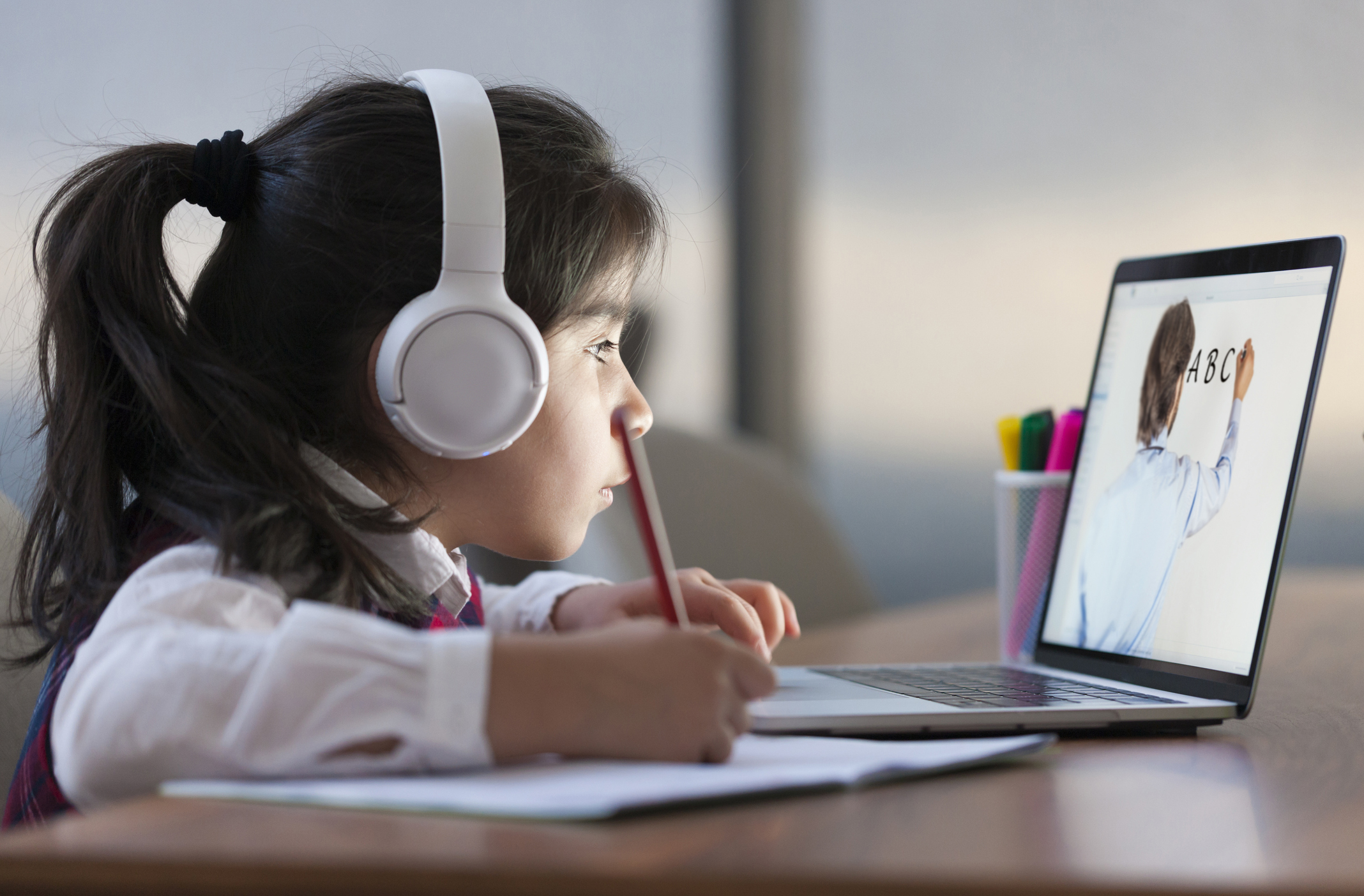 Maine’s virtual charter schools see increasing enrollment but still grapple with remote learning challenges