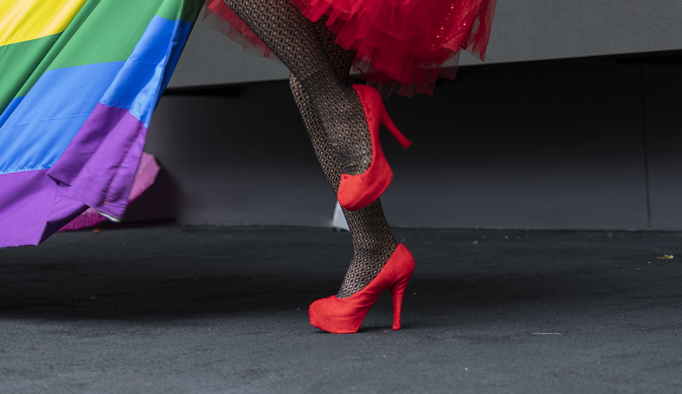 WATCH: Missouri mayor bans children from drag queen Christmas show