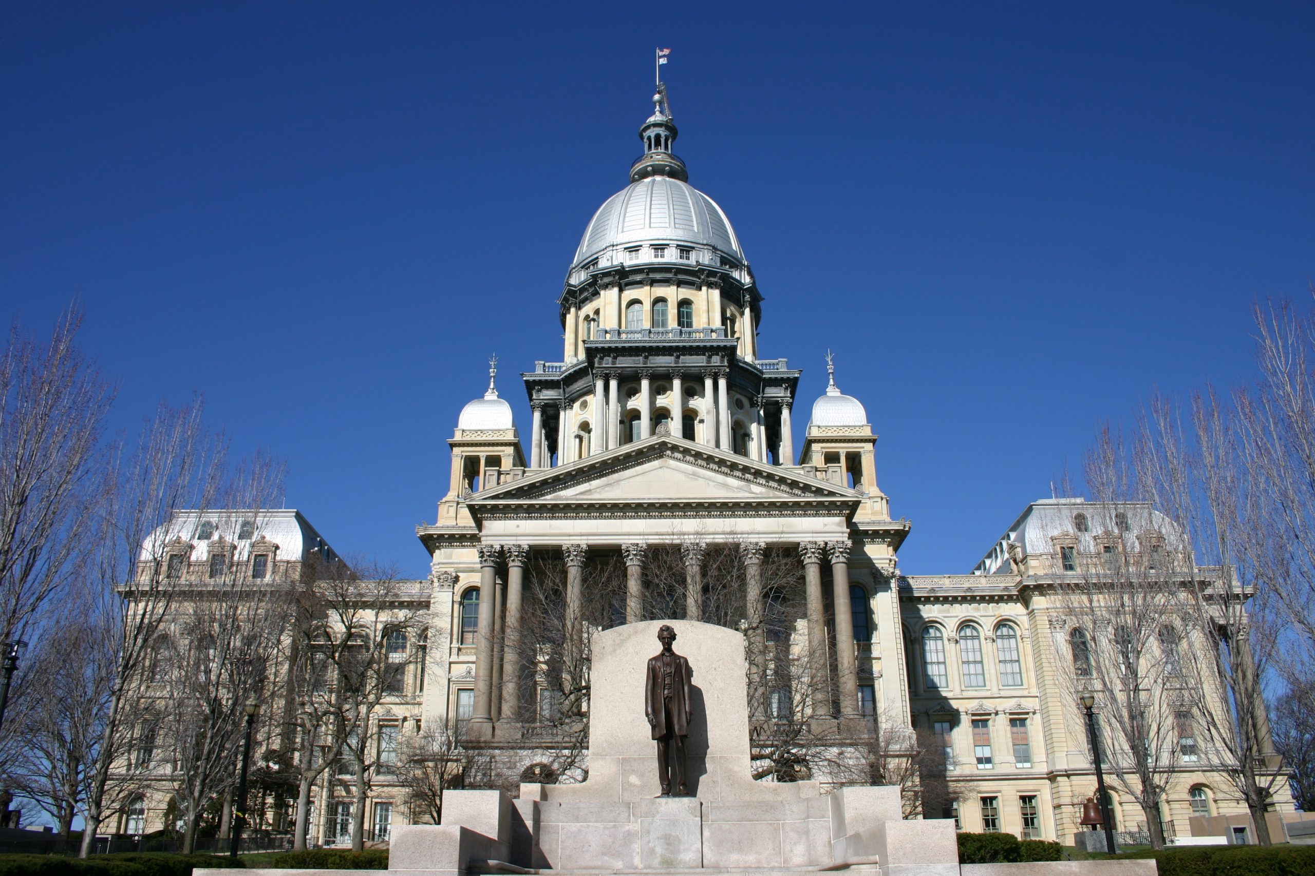 Illinois lawmakers agree on government ethics legislation