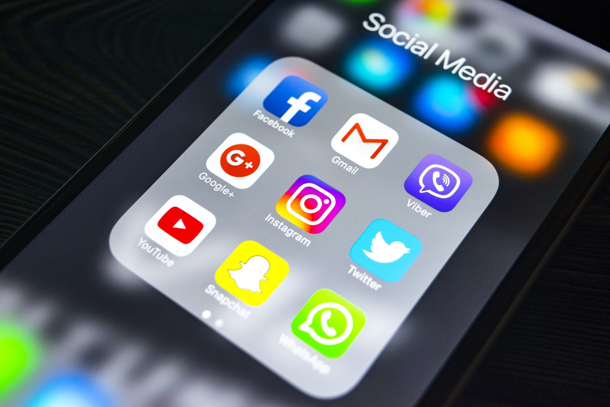 Google, Twitter urged to follow Facebook’s lead and endorse Honest Ads Act