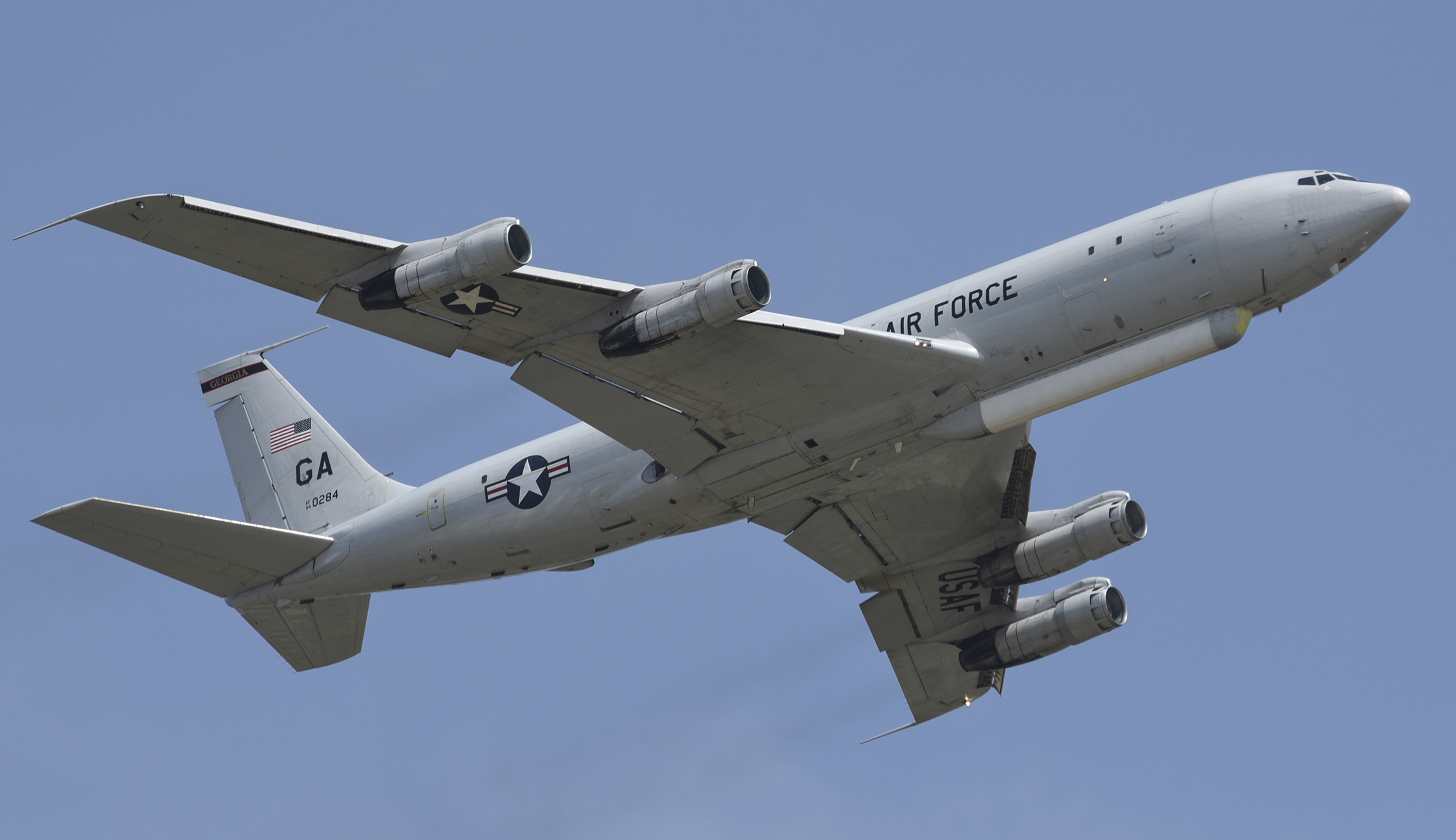 Air Force tries to quash plan to replace surveillance planes
