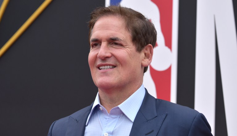 Mark Cuban, governor of the NBA's Dallas Mavericks, arrives at the NBA Awards on Monday, June 24, 2019, at the Barker Hangar in Santa Monica, Calif.
