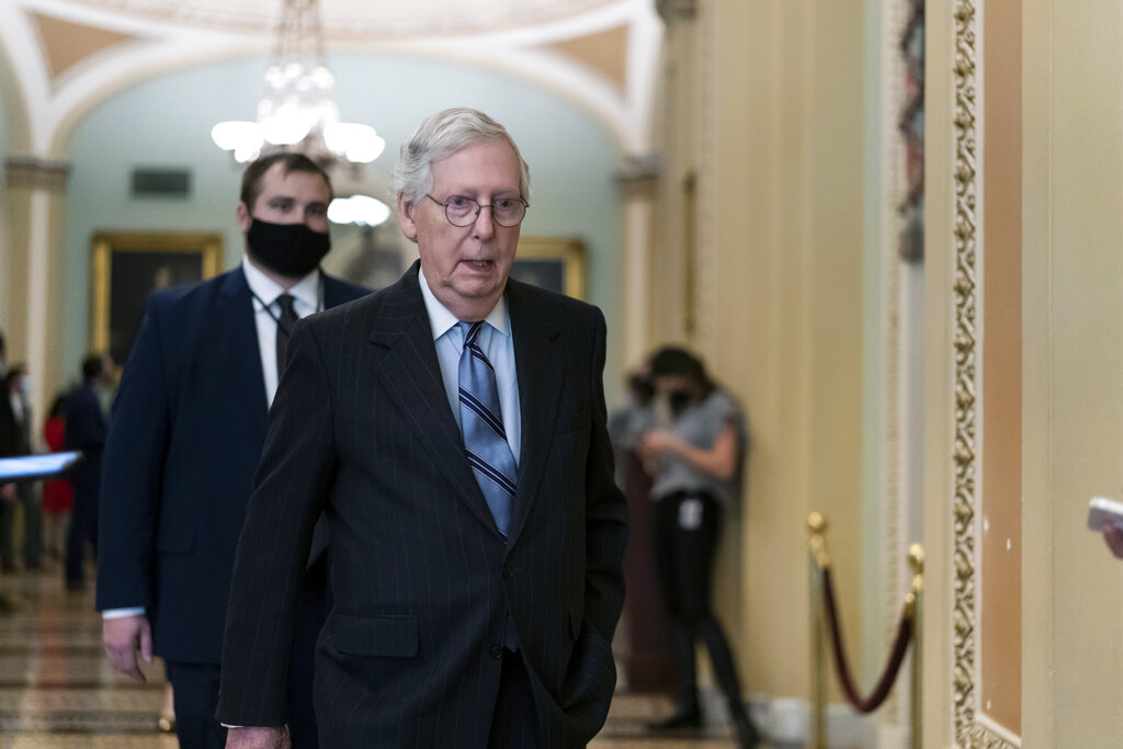Mitch McConnell freezes and struggles to speak in second incident this summer