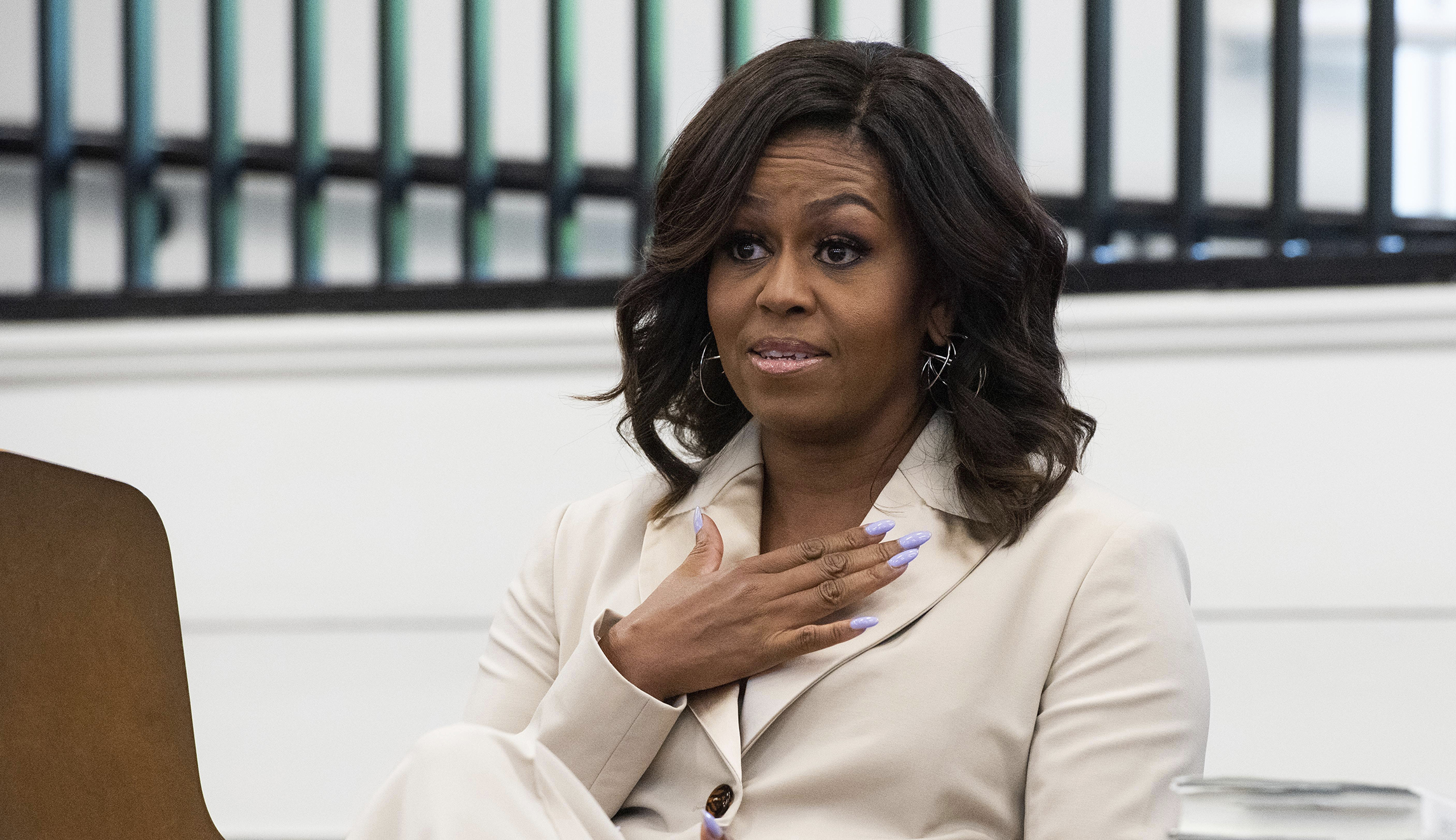 Netflix to release documentary on Michelle Obama book tour