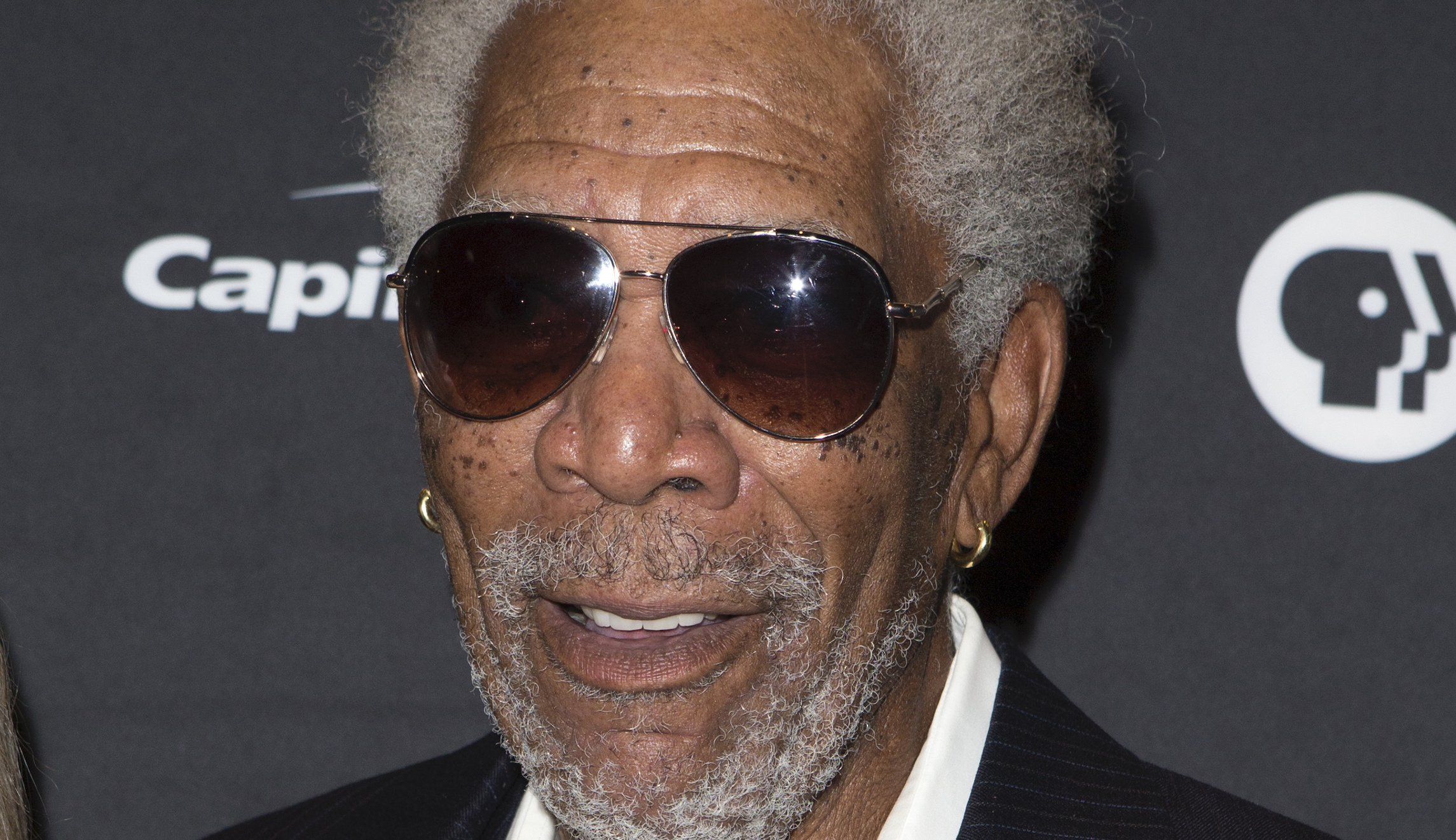 Morgan Freeman’s lawyers call on CNN to retract, apologize over article claiming sexual harassment