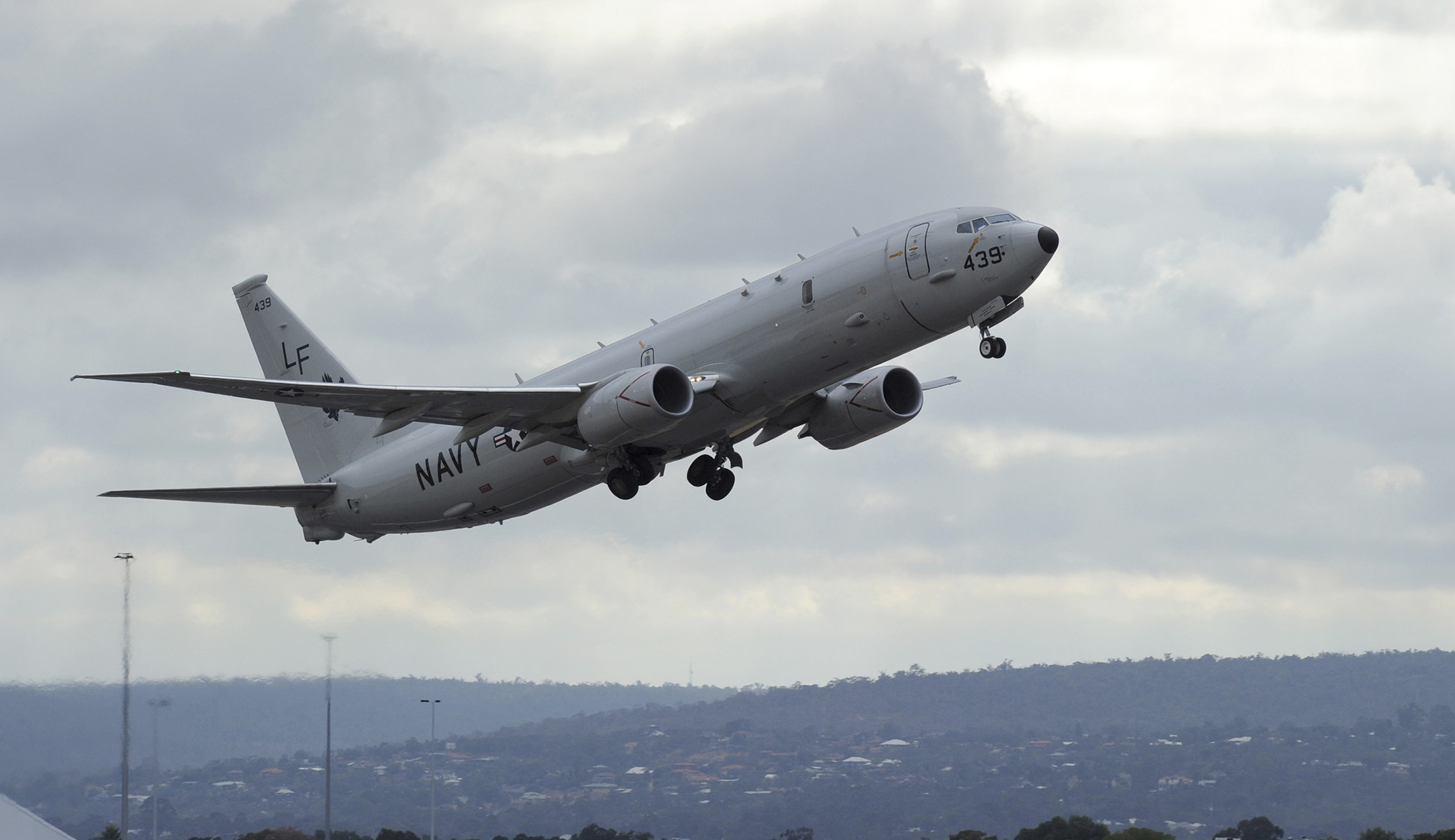 Iran claims it refrained from shooting down US plane with passengers on board