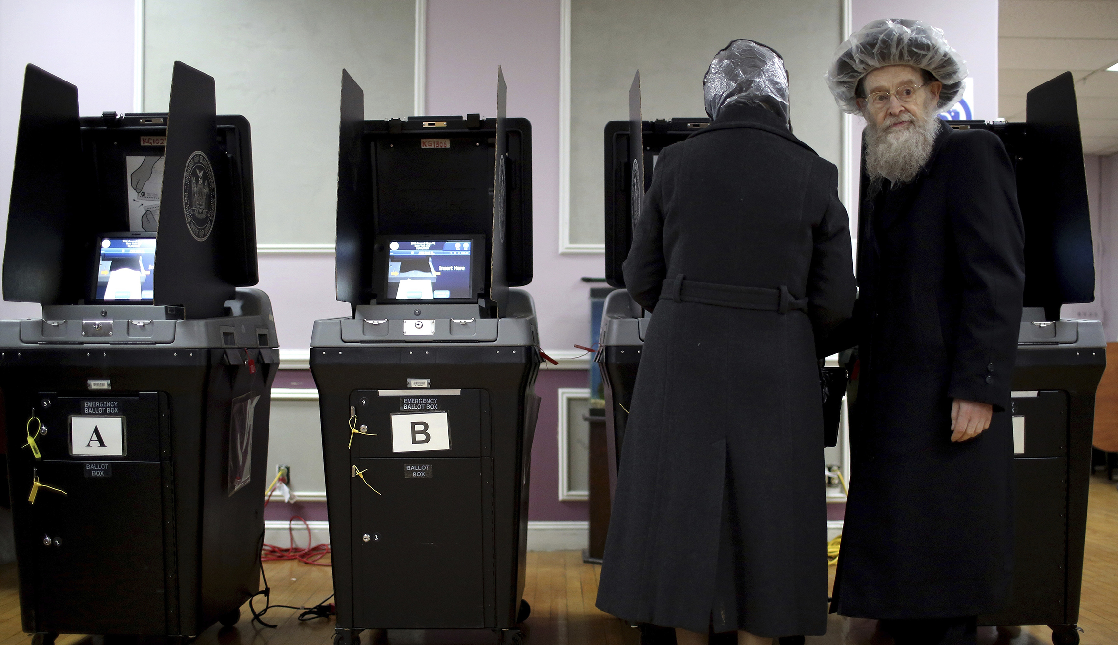 Judge orders two voting machines in New Jersey county opened to obtain results
