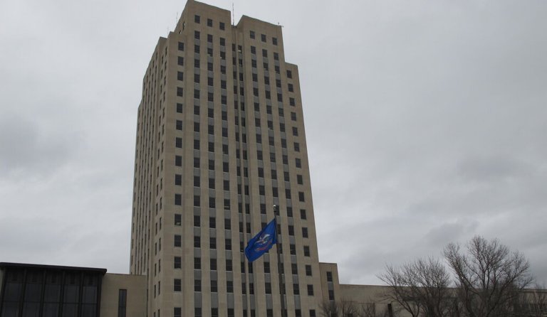 North Dakota continues its record-setting population growth