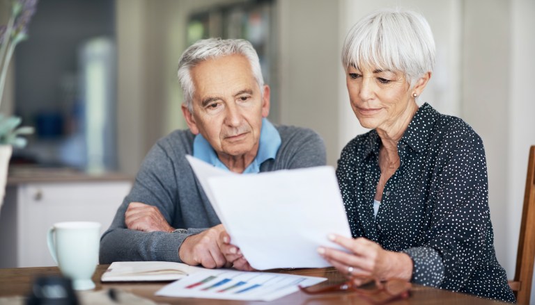 Average 401(k) down $34,000 this year as markets struggle: Research