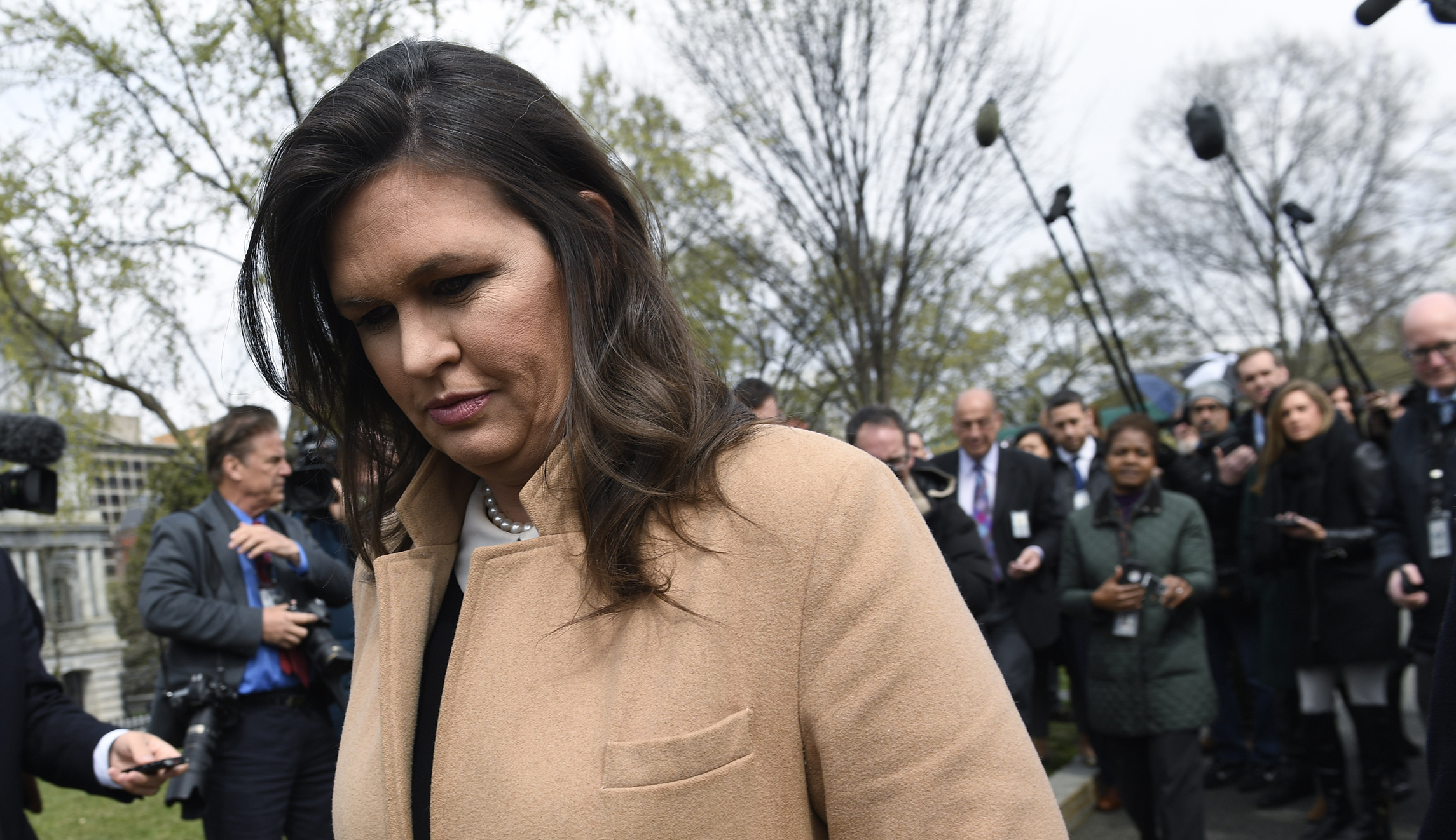 Sarah Sanders rips Obama’s Iran policy