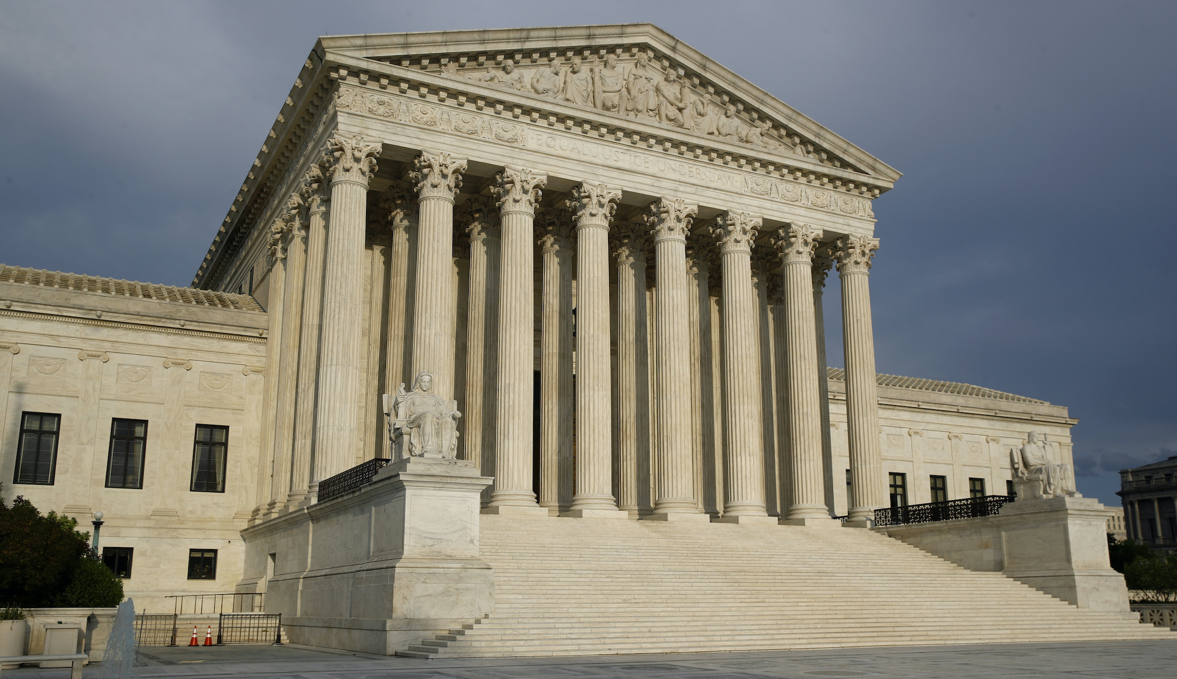 Confidence in Supreme Court hits historic low: Poll
