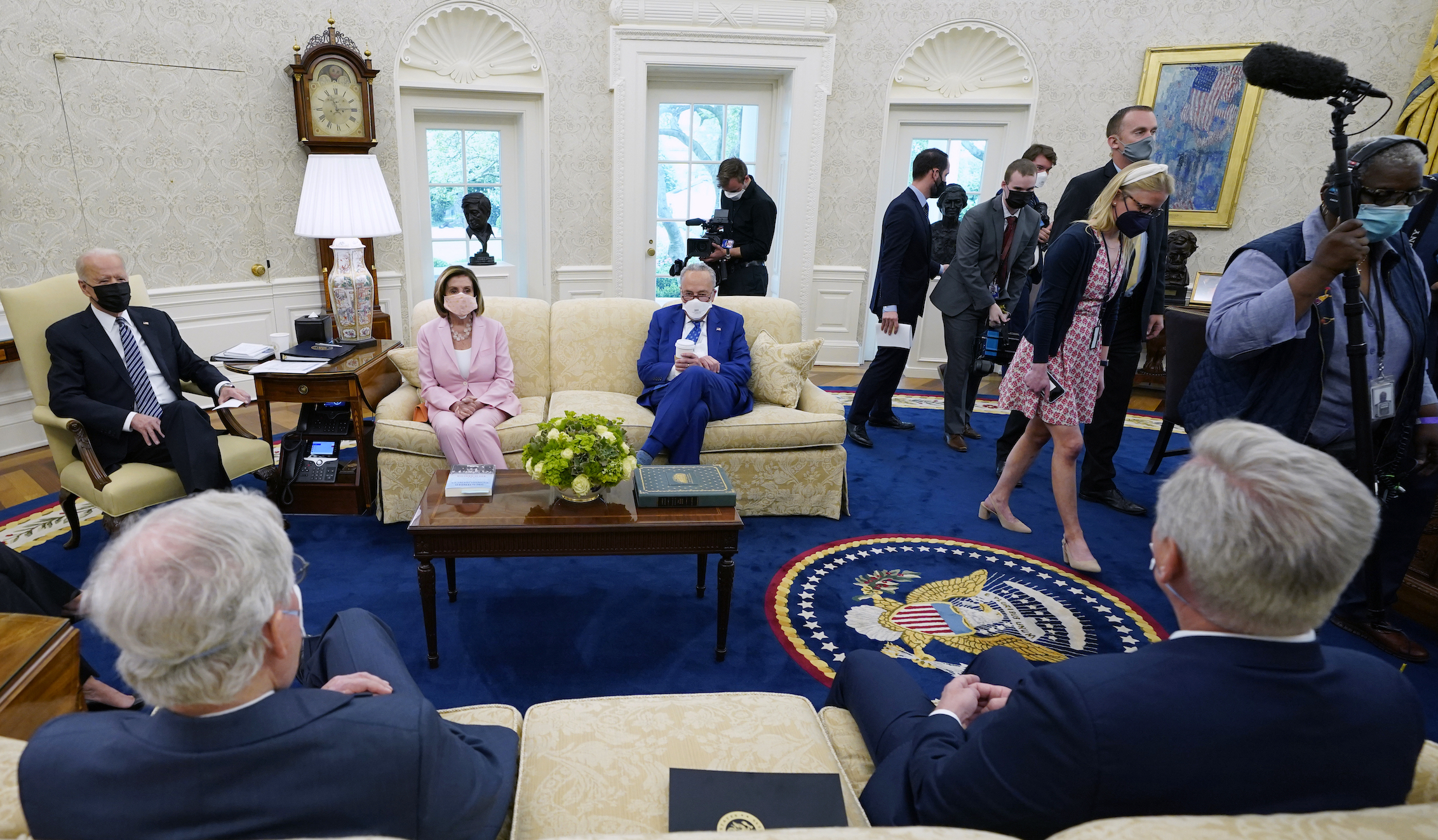Divided Democrats to meet with Biden on gridlocked spending deal