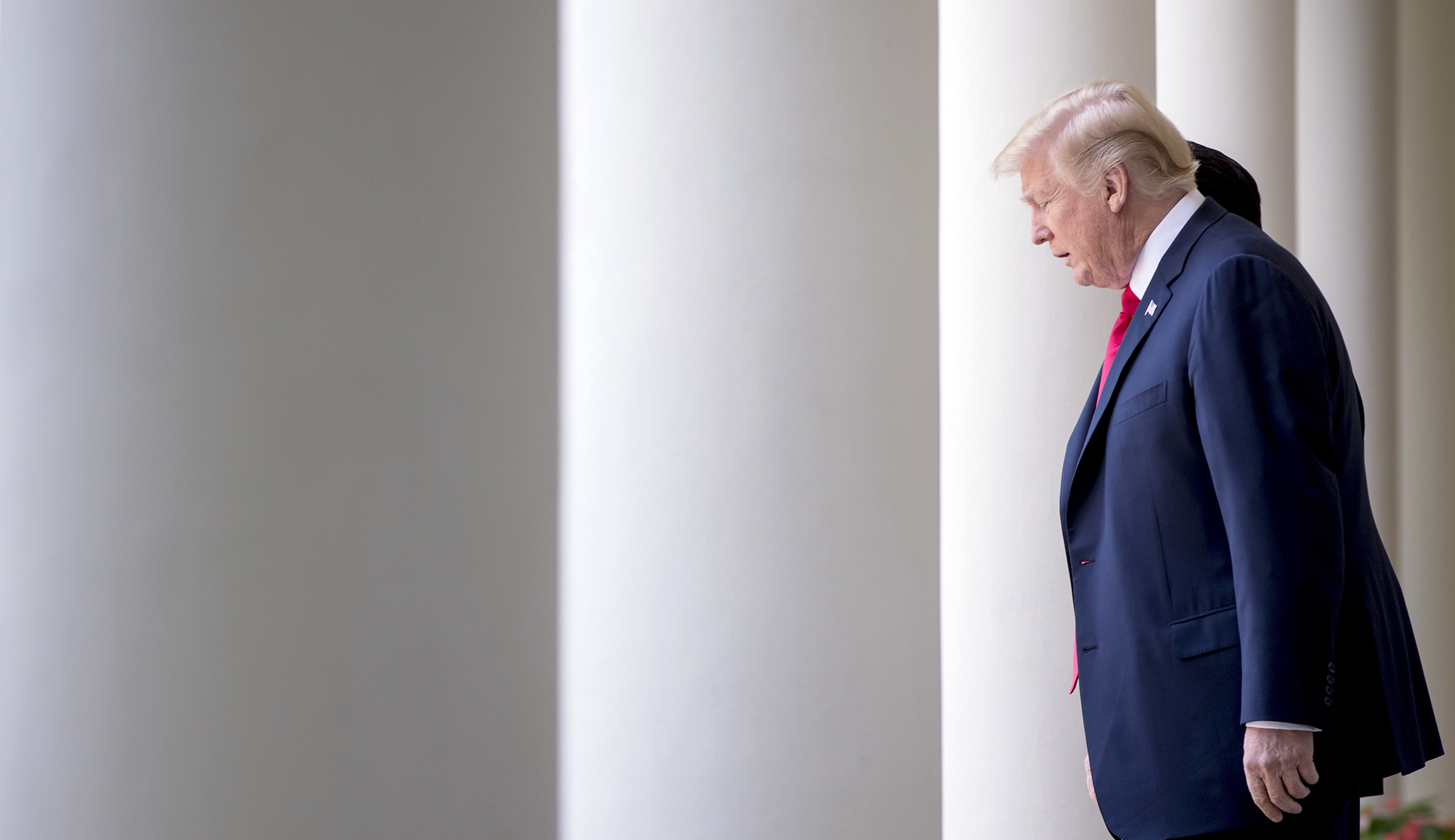 Trump forgets his base is populists and conservatives