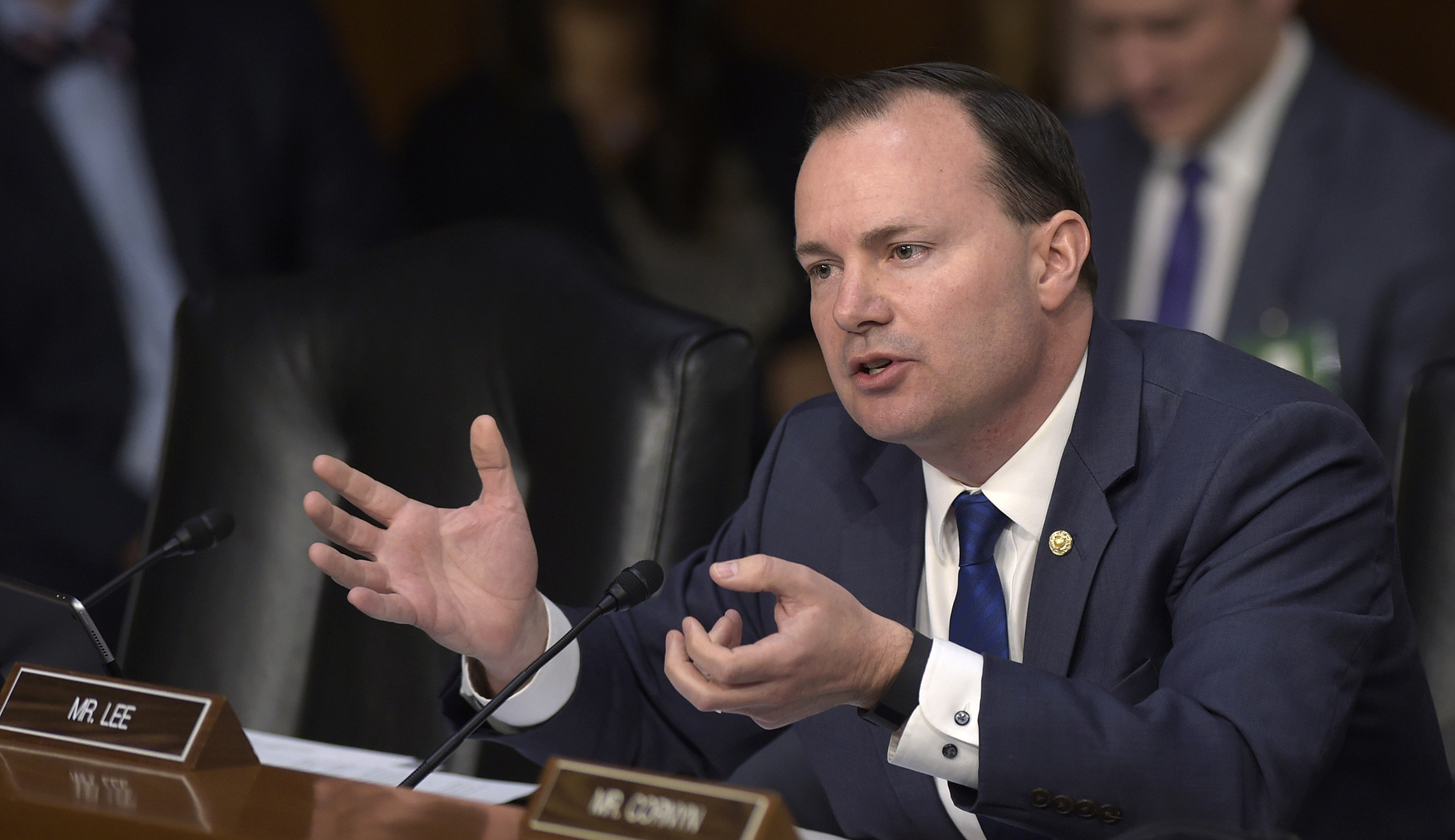Lawmakers resurrect effort to pull US support from Saudi-backed forces in Yemen