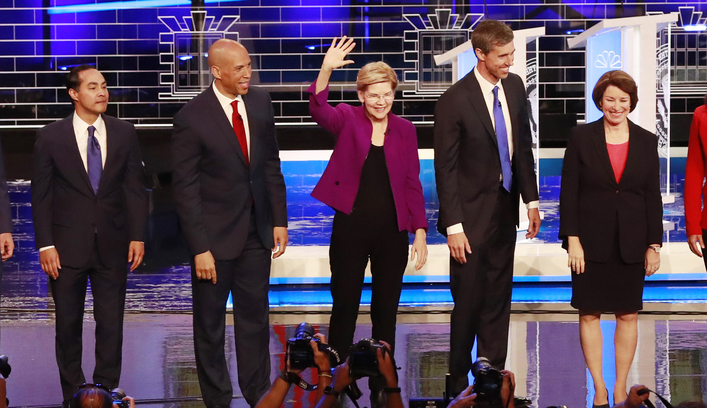 Democrats’ problem on the economy: You can’t tell people they’re being peed on when it’s pleasantly raining