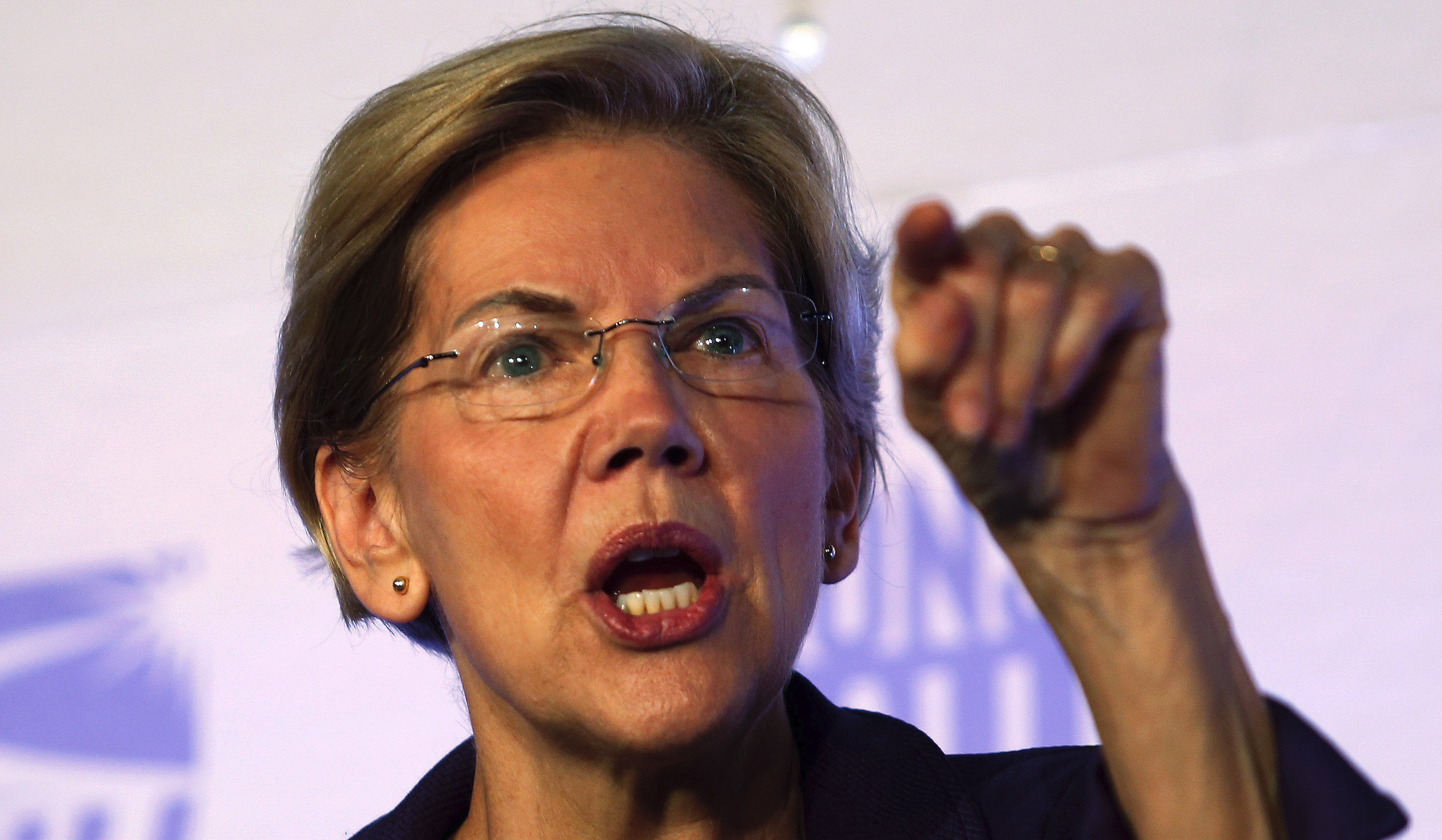 Warren takes heat: 2020 rivals gang up on Massachusetts Democrat