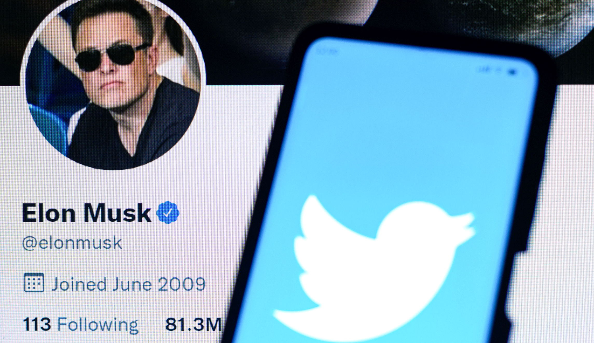Elon Musk posts Twitter poll asking users if he should remain CEO